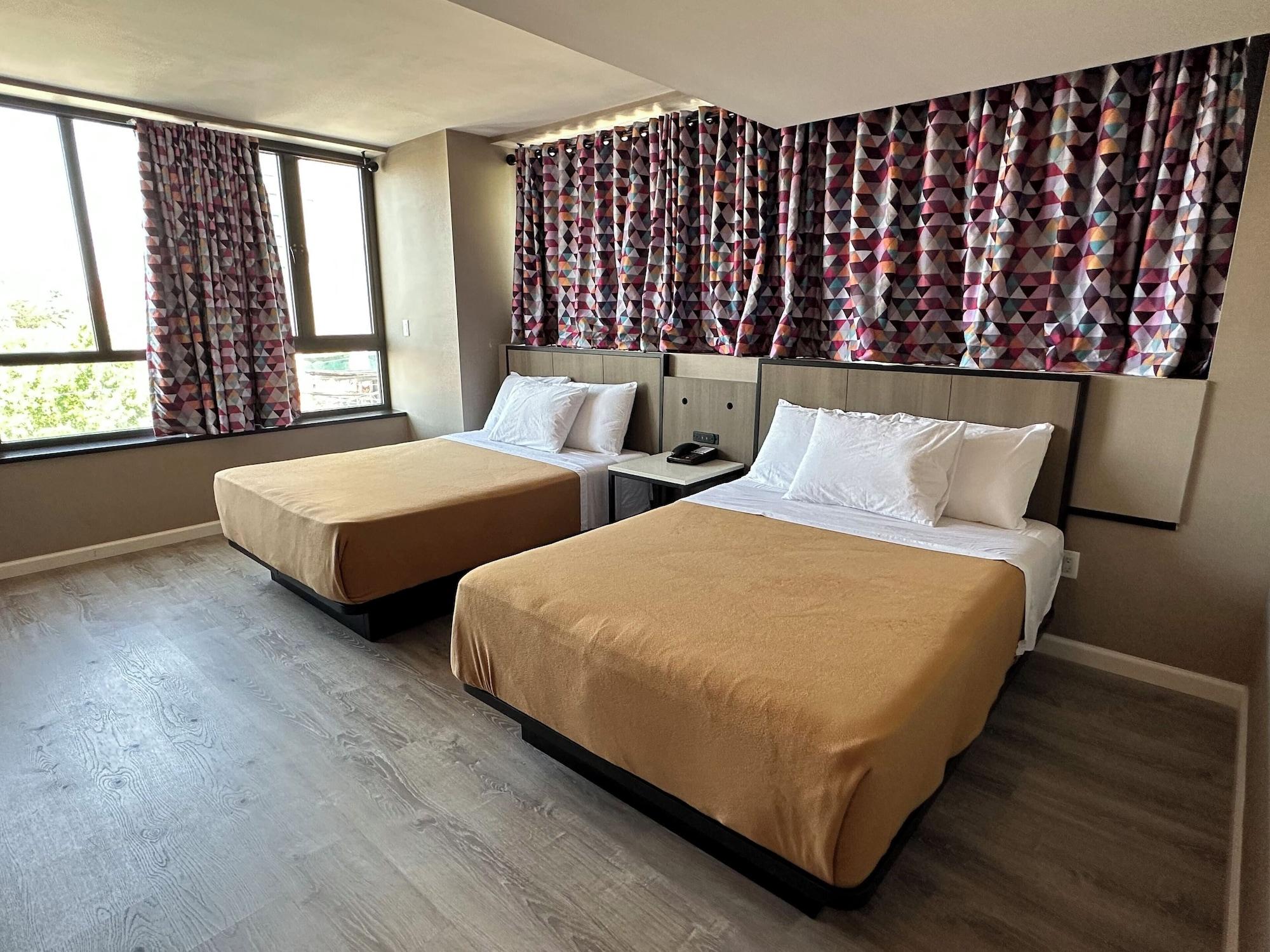 Regal Inn Suites New York Laguardia Hotel