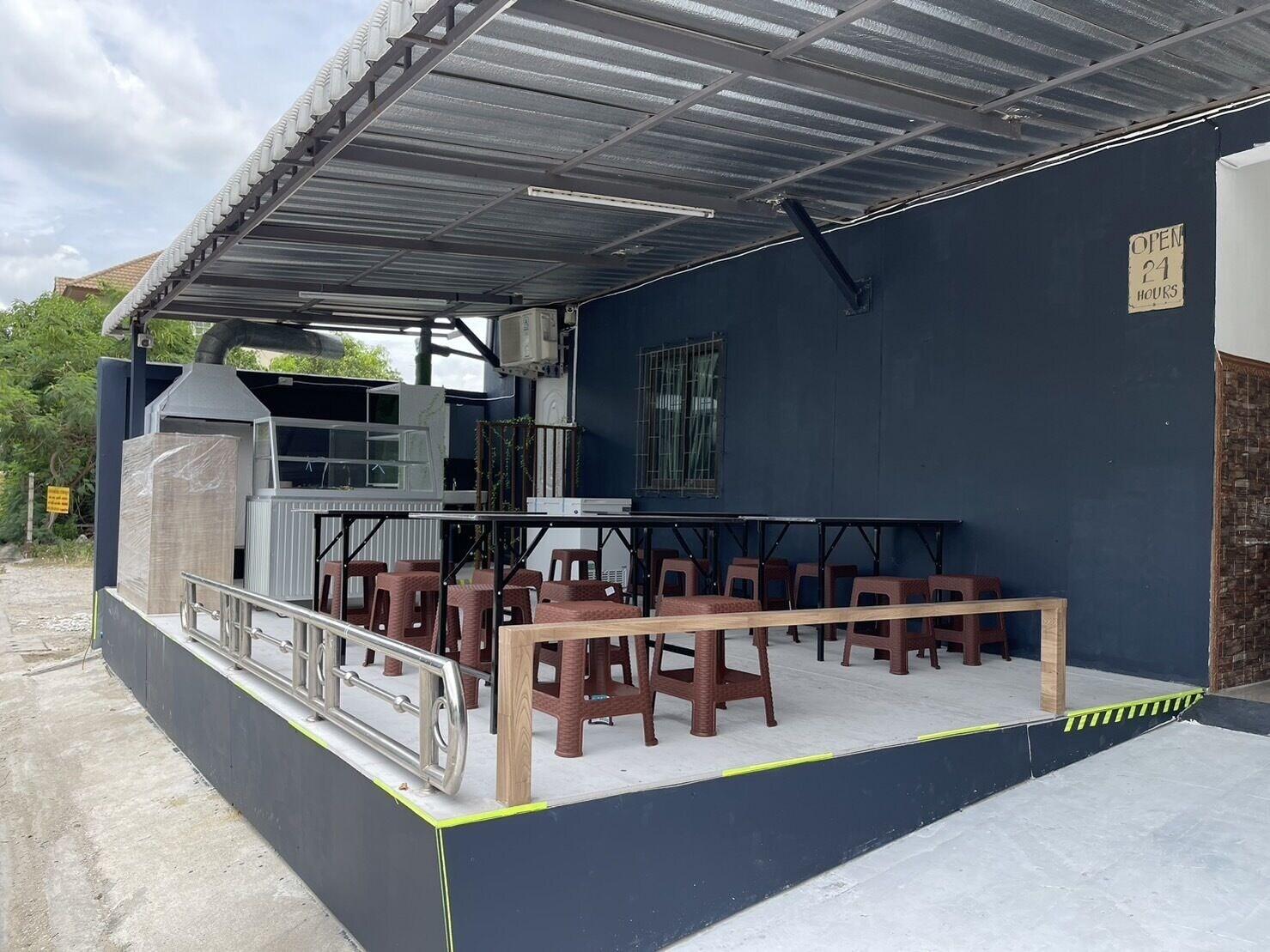 Palace Hostel