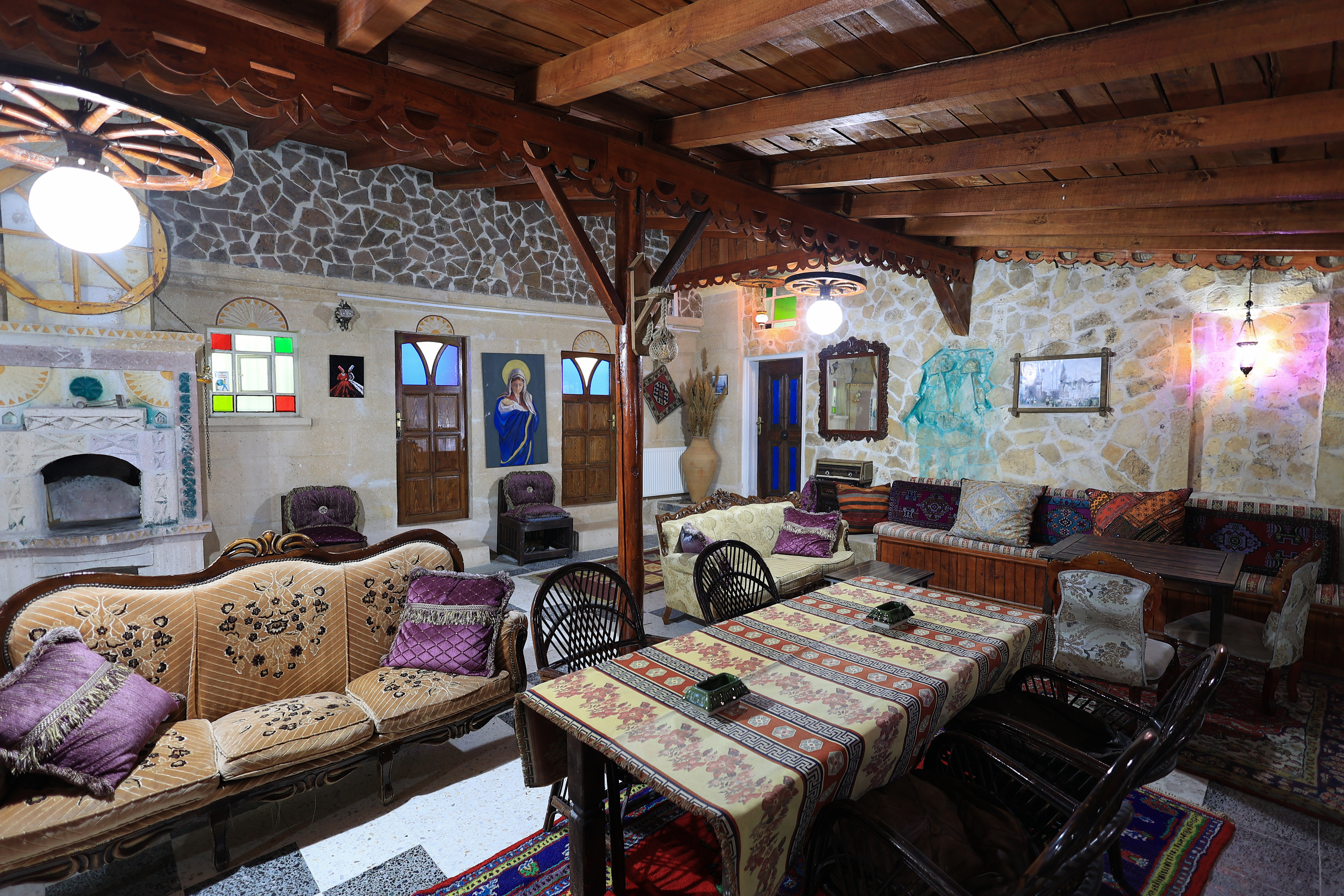 Pacha Cave Hotel