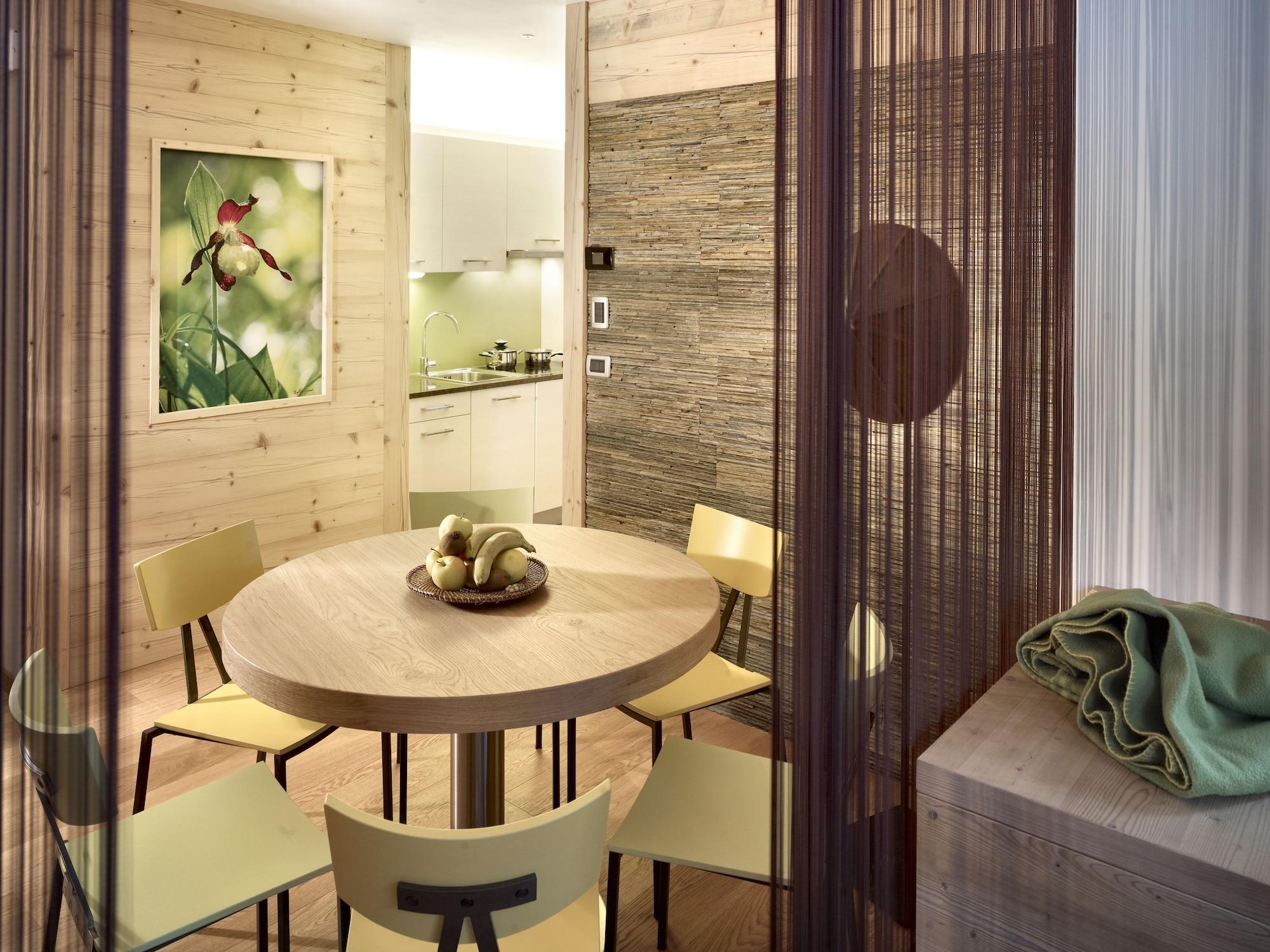 Color Home Suite Apartments