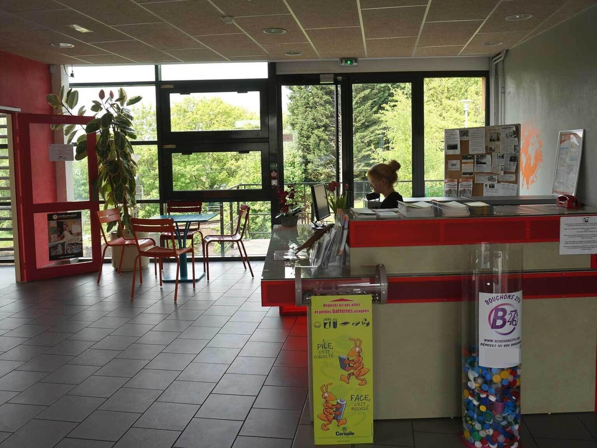 Auberge De Jeunesse Hi Rouen