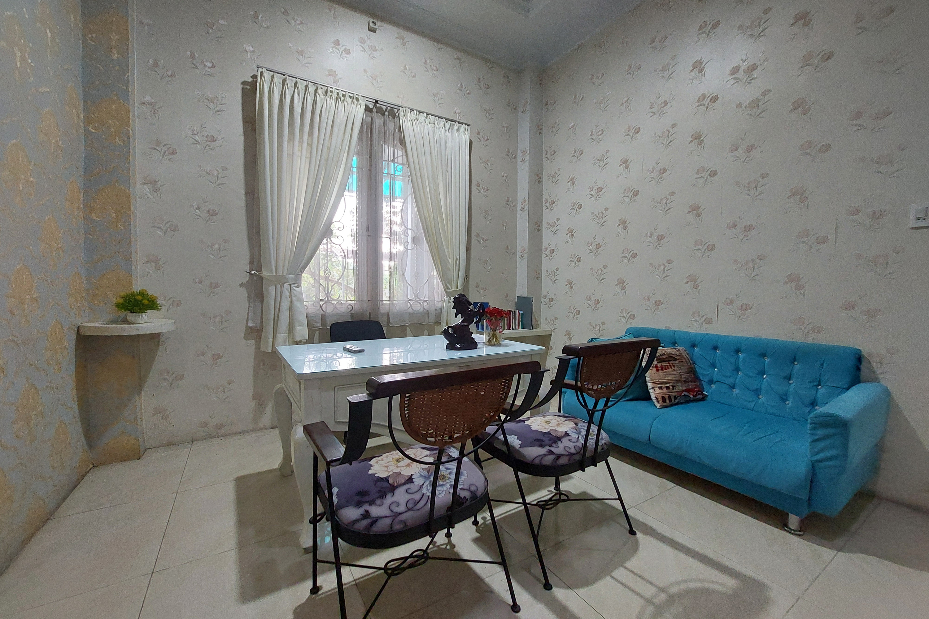 R Residence By Zuzu