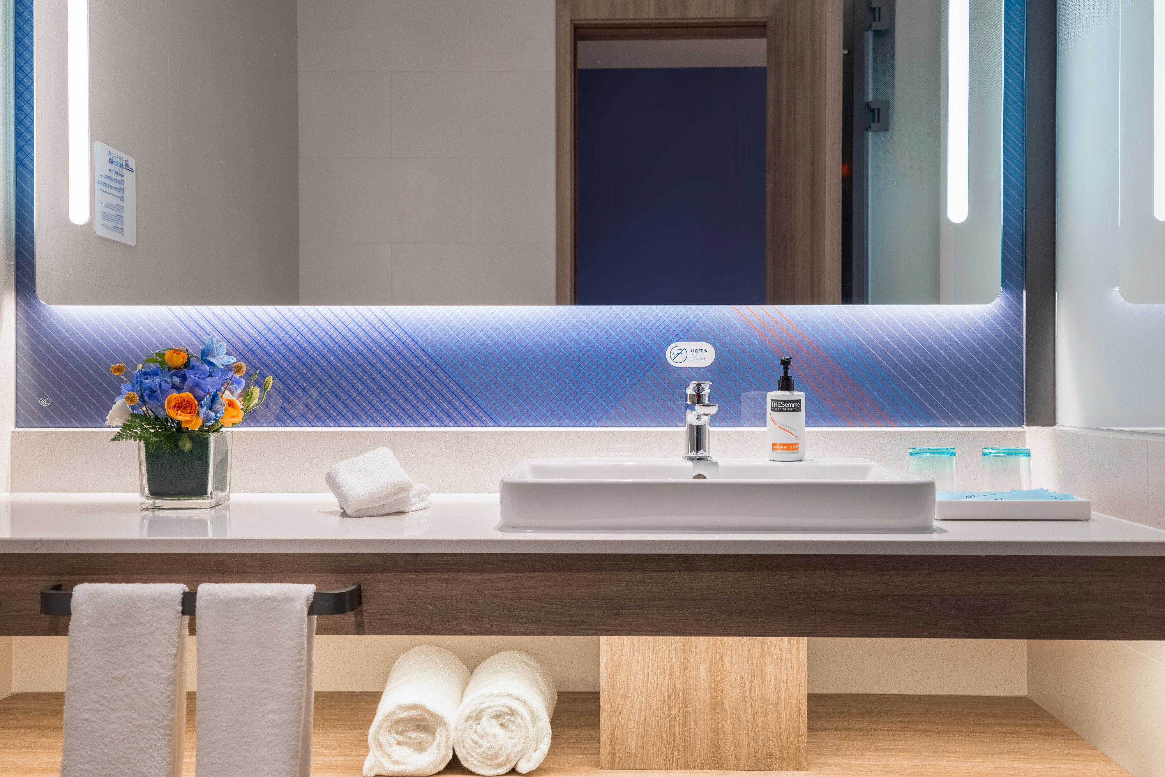 Holiday Inn Express Shenzhen Futian Center