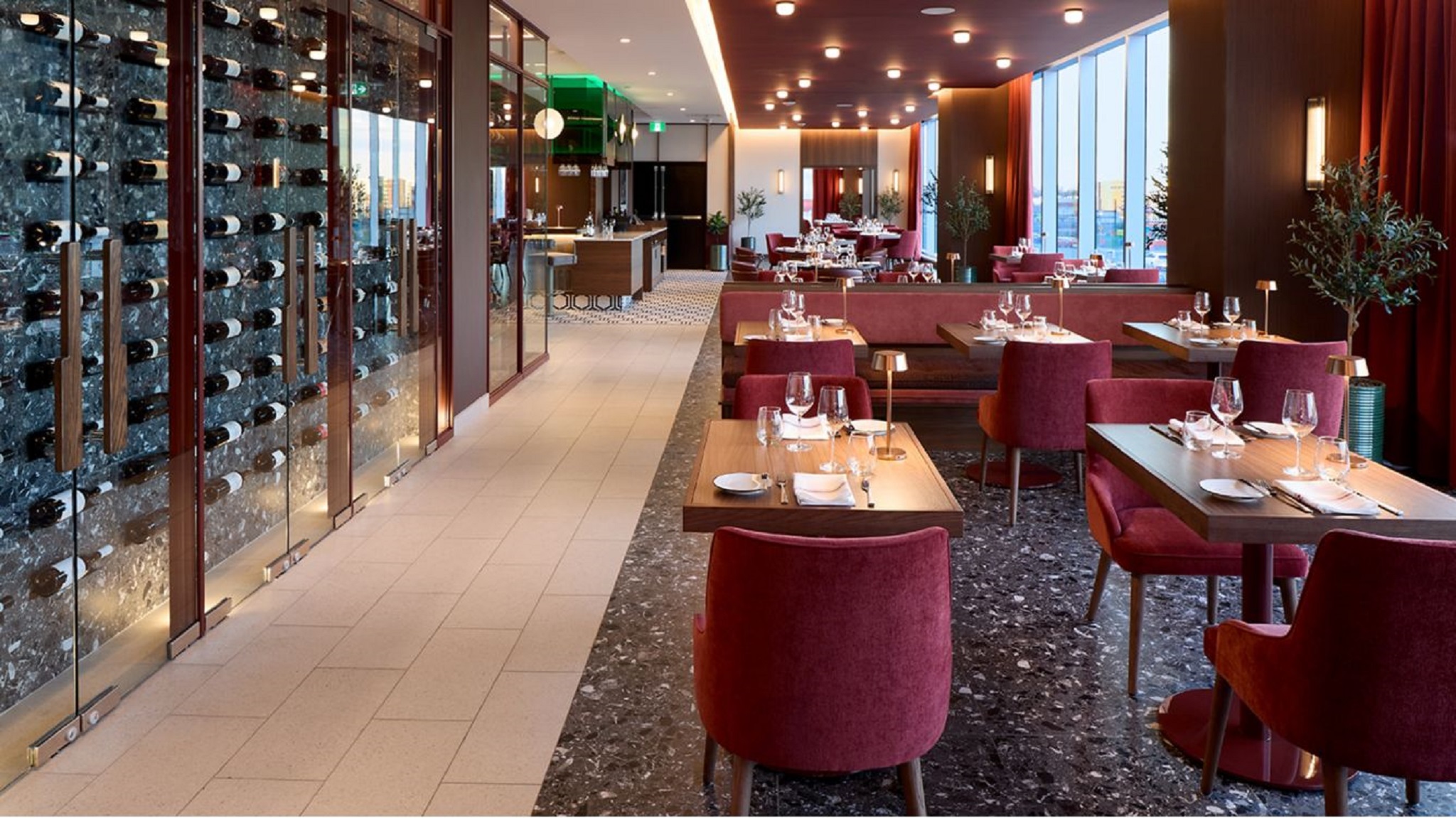 Courtyard By Marriott Montreal Laval