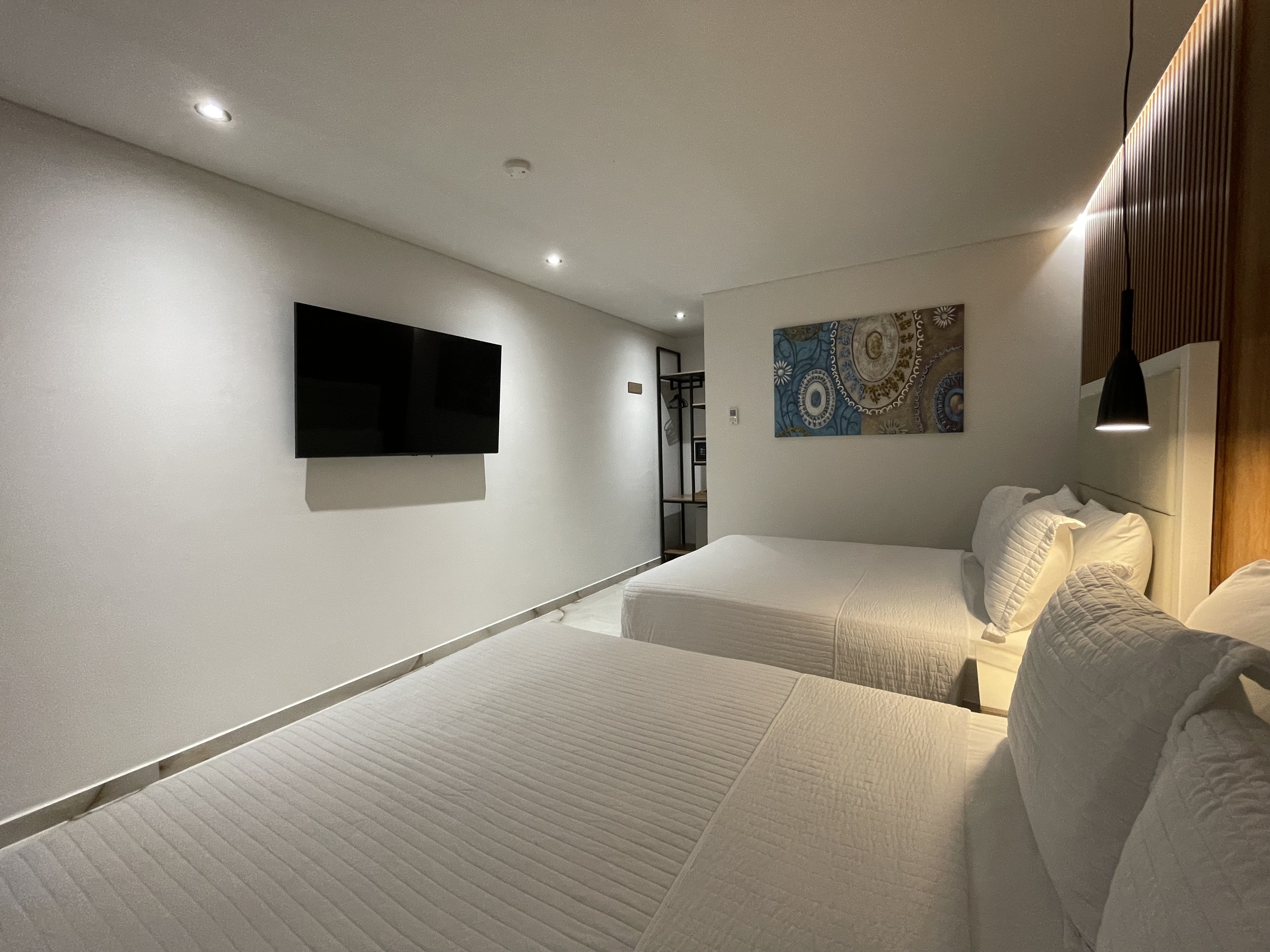 Hotels 111
