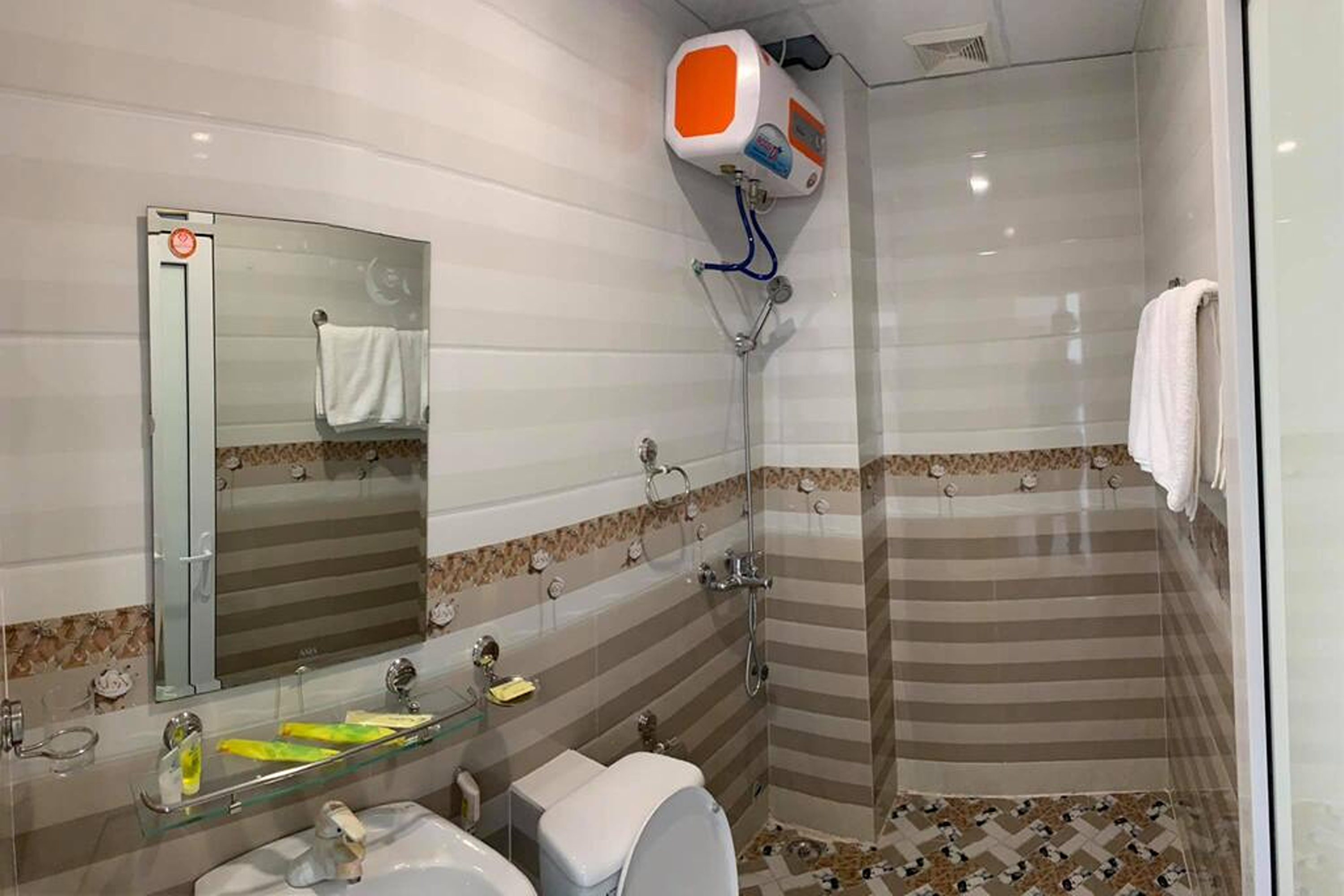 Tuan Anh 2 Hotel By Zuzu