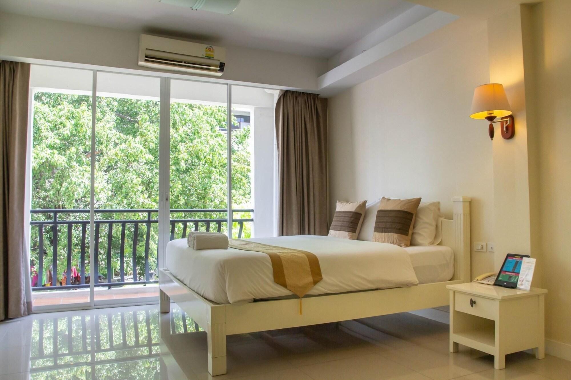 Grandsmile Welnez Condo Pattaya