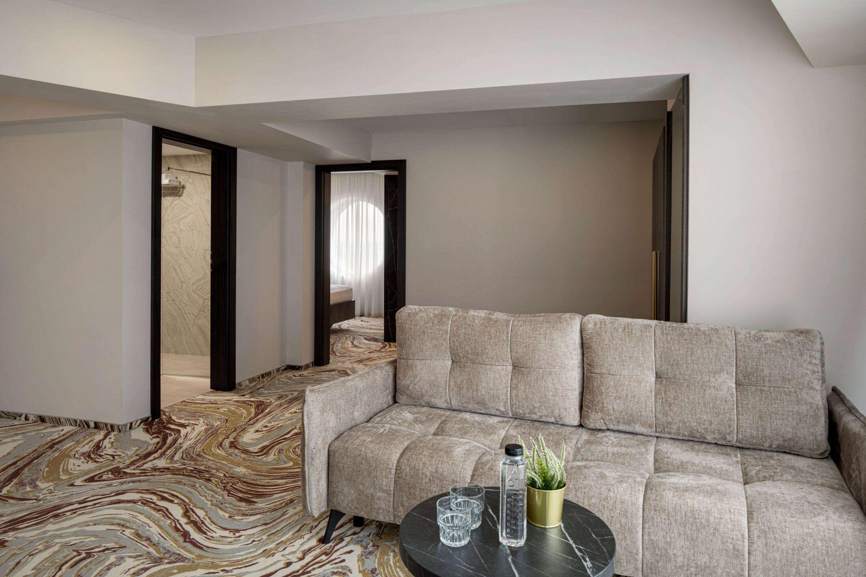 Ramada By Wyndham Bucharest Otopeni Airport