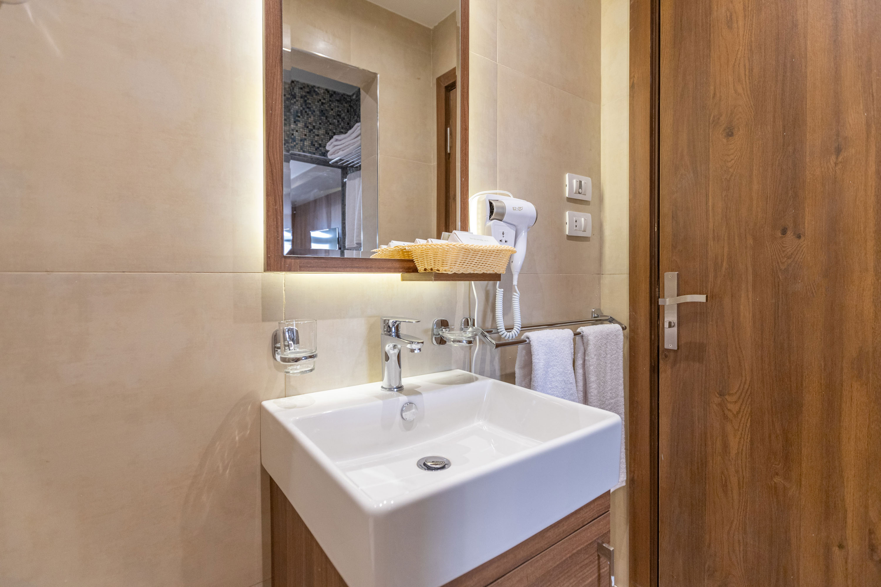 Nozol Pyramids Hotel & SPA