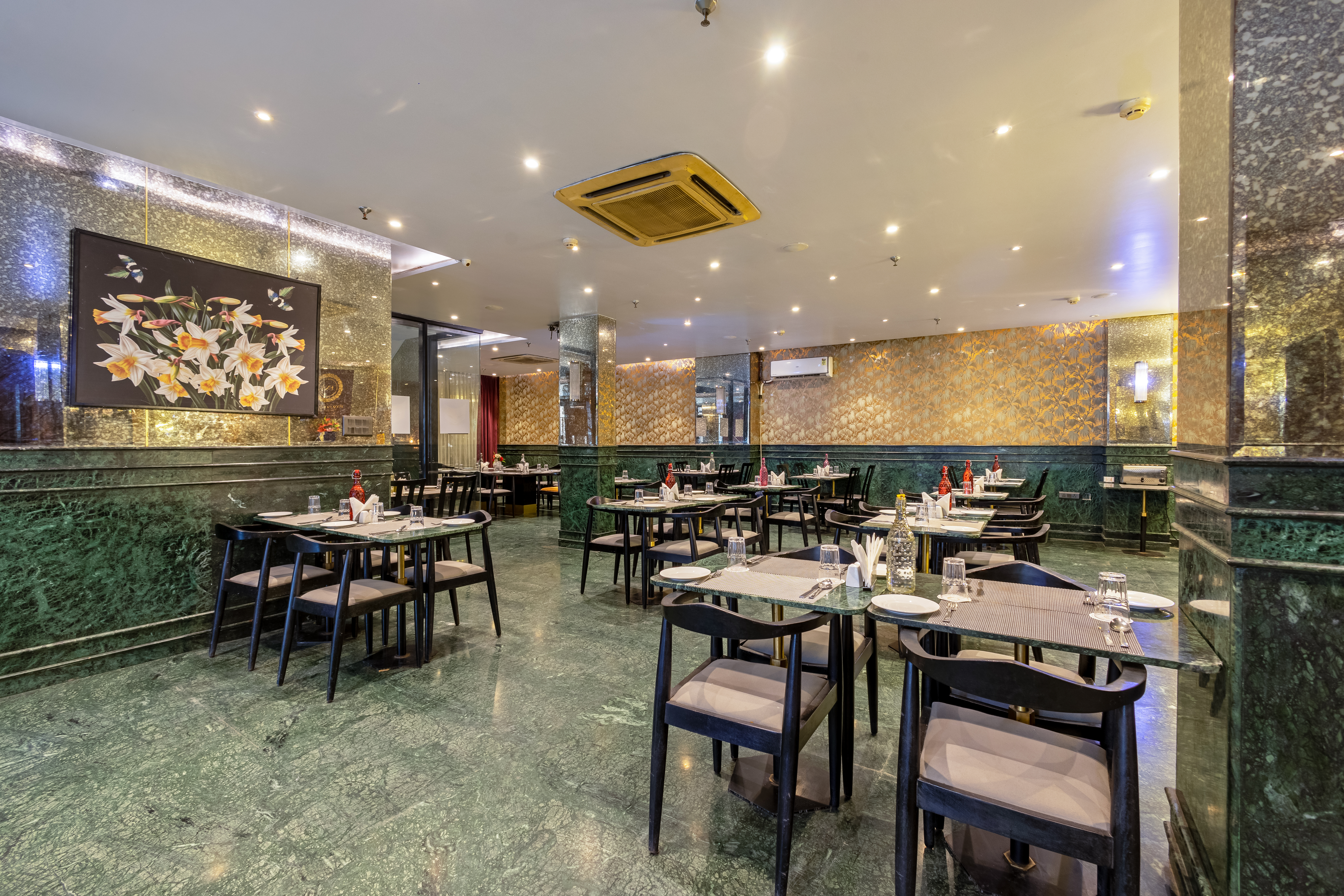 Foxoso Hotel Delhi Airport