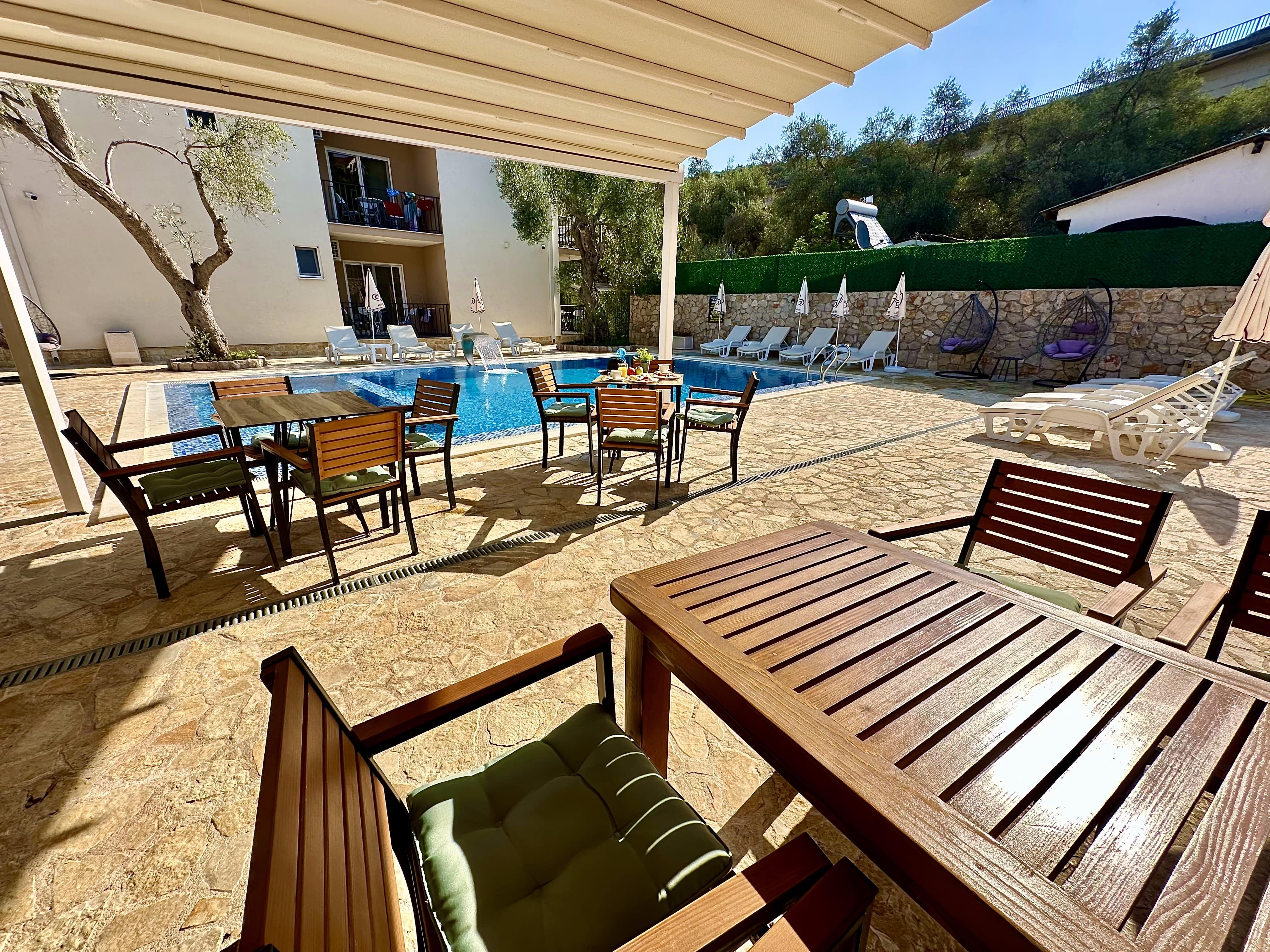 Akhdar Apartments