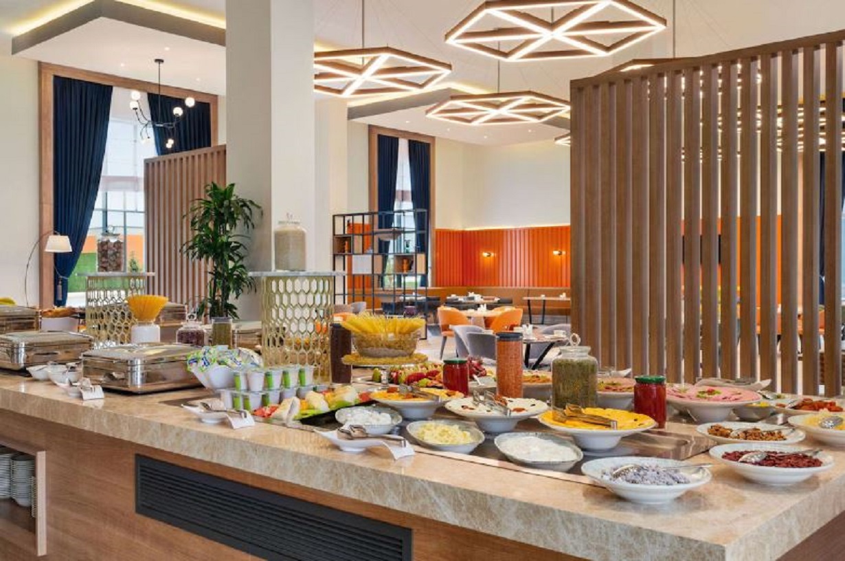 Ramada Encore By Wyndham Zomin
