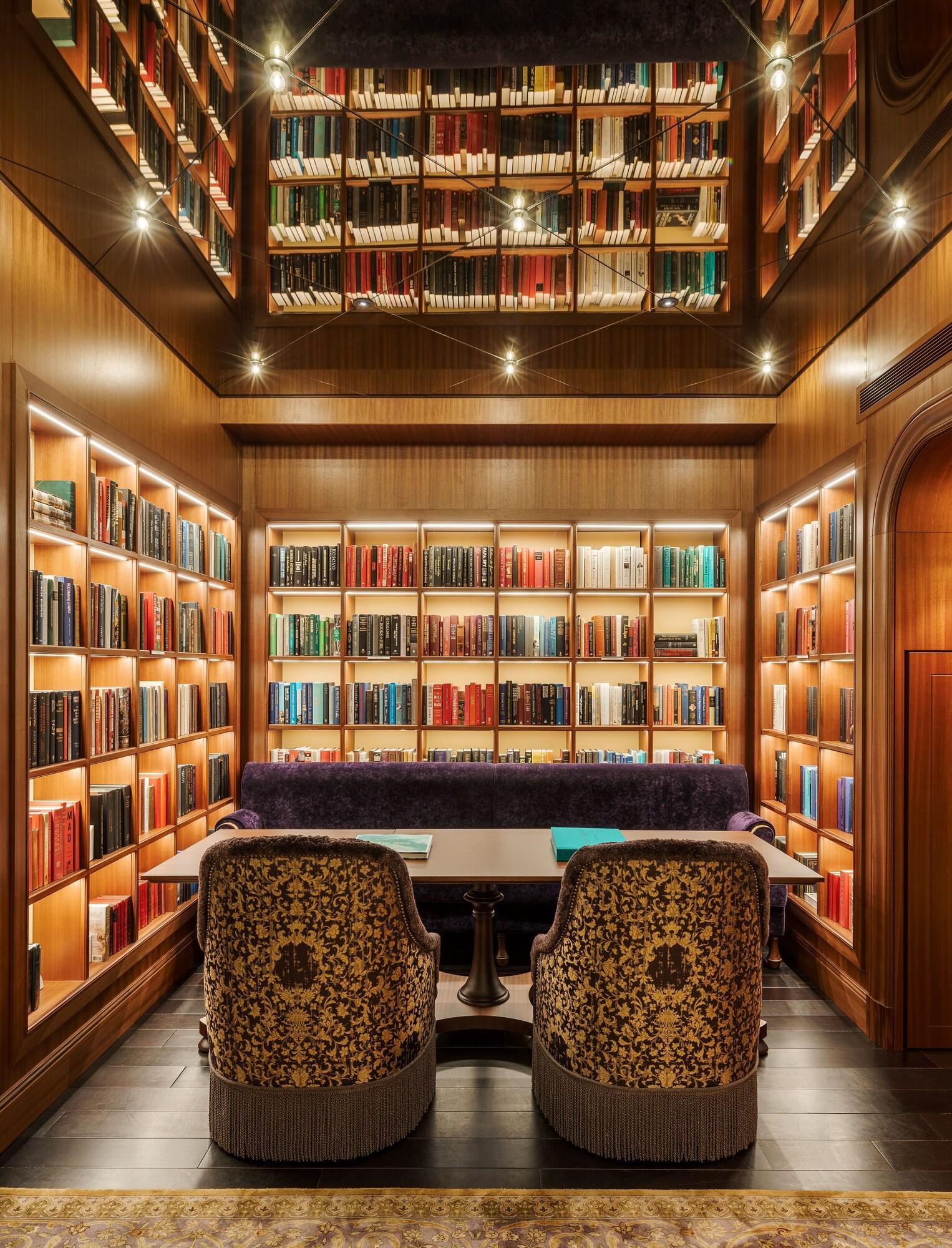 Maxwell Reserve Singapore, Autograph Collection