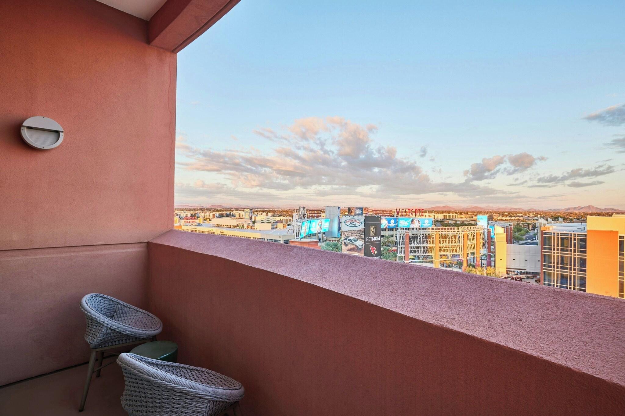Renaissance Phoenix Glendale Hotel & Spa