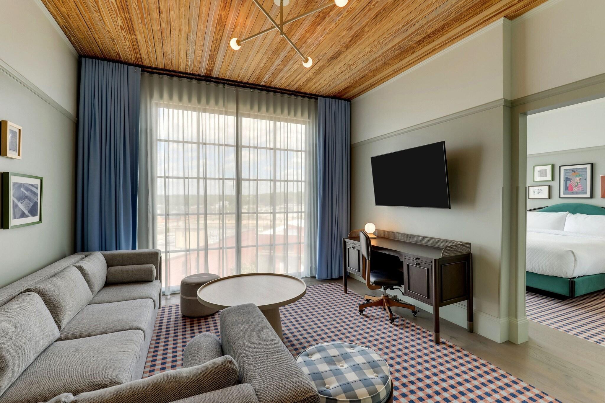 Trilogy Hotel Montgomery Autograph Collection