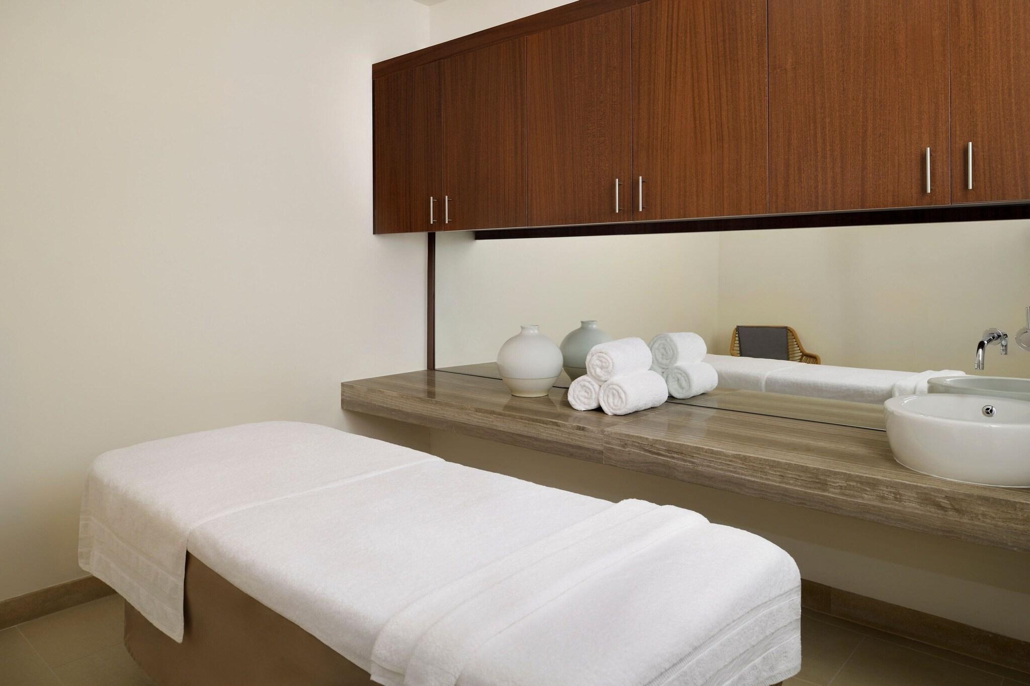 Le Meridien City Center, Doha