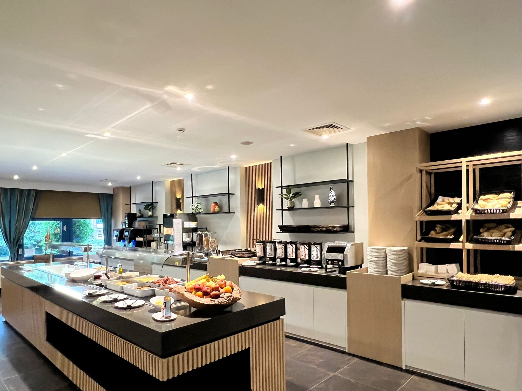 Xo Hotels Blue Square