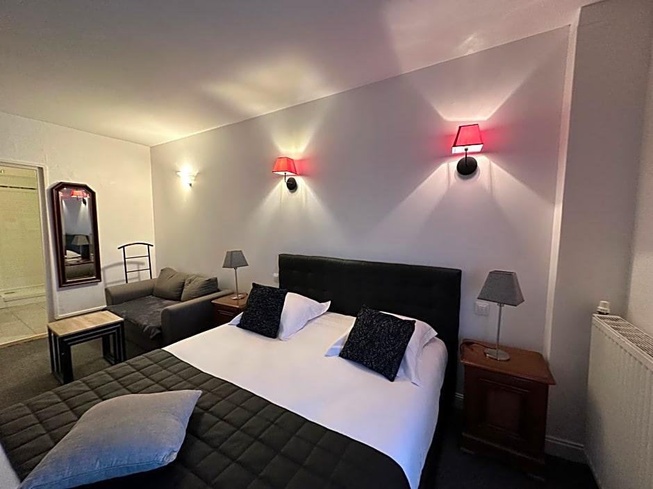 Hotel Le Saint Yves