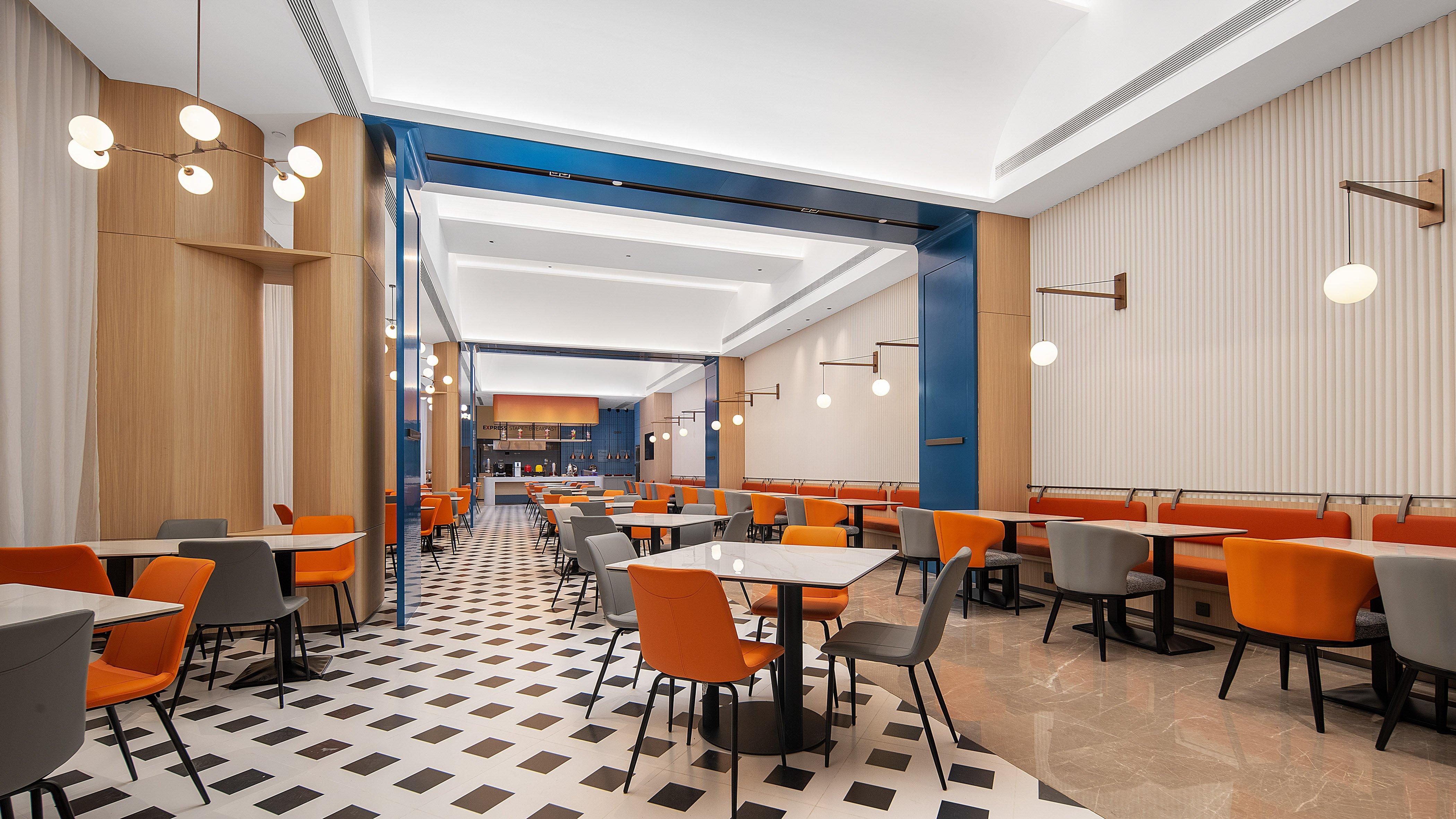 Holiday Inn Express Qingdao Hongdao Station