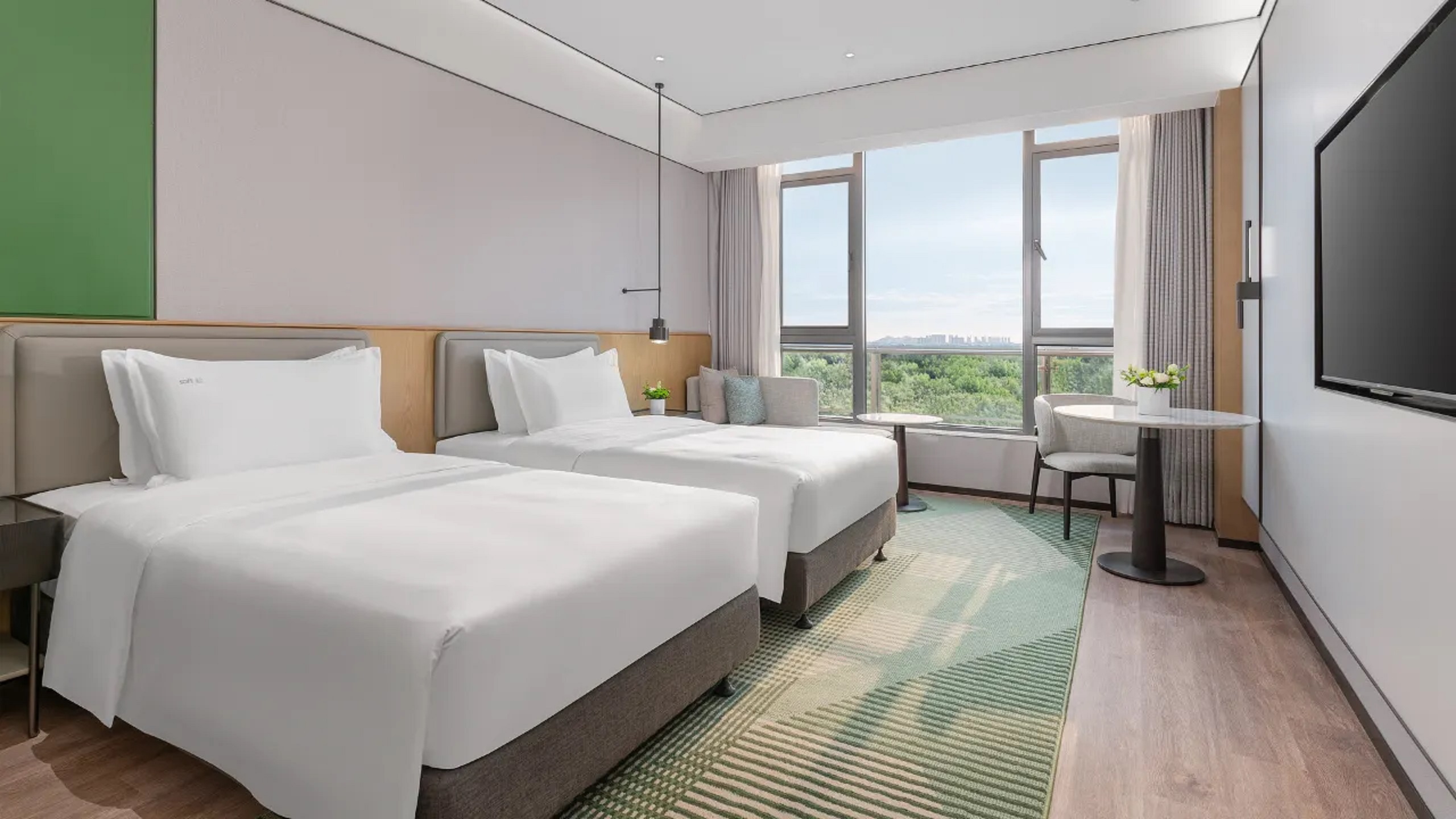 Holiday Inn Wuhan Houguan Lake