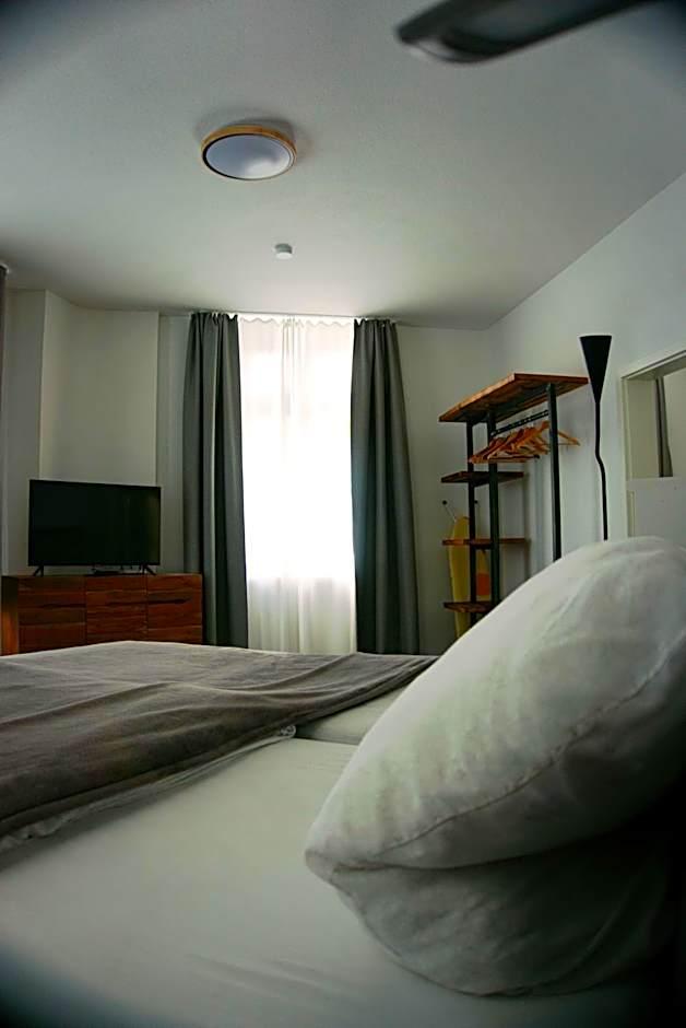Schillers Hotel Cafv Garni