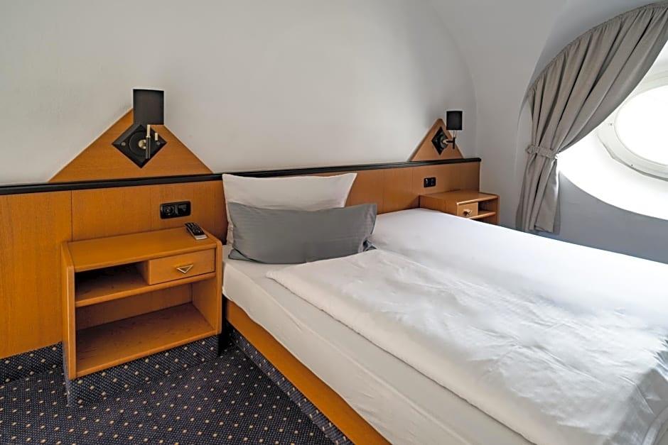 Hotel Goldener Hirsch