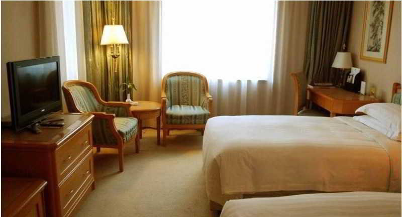Grand Metropark Hotel