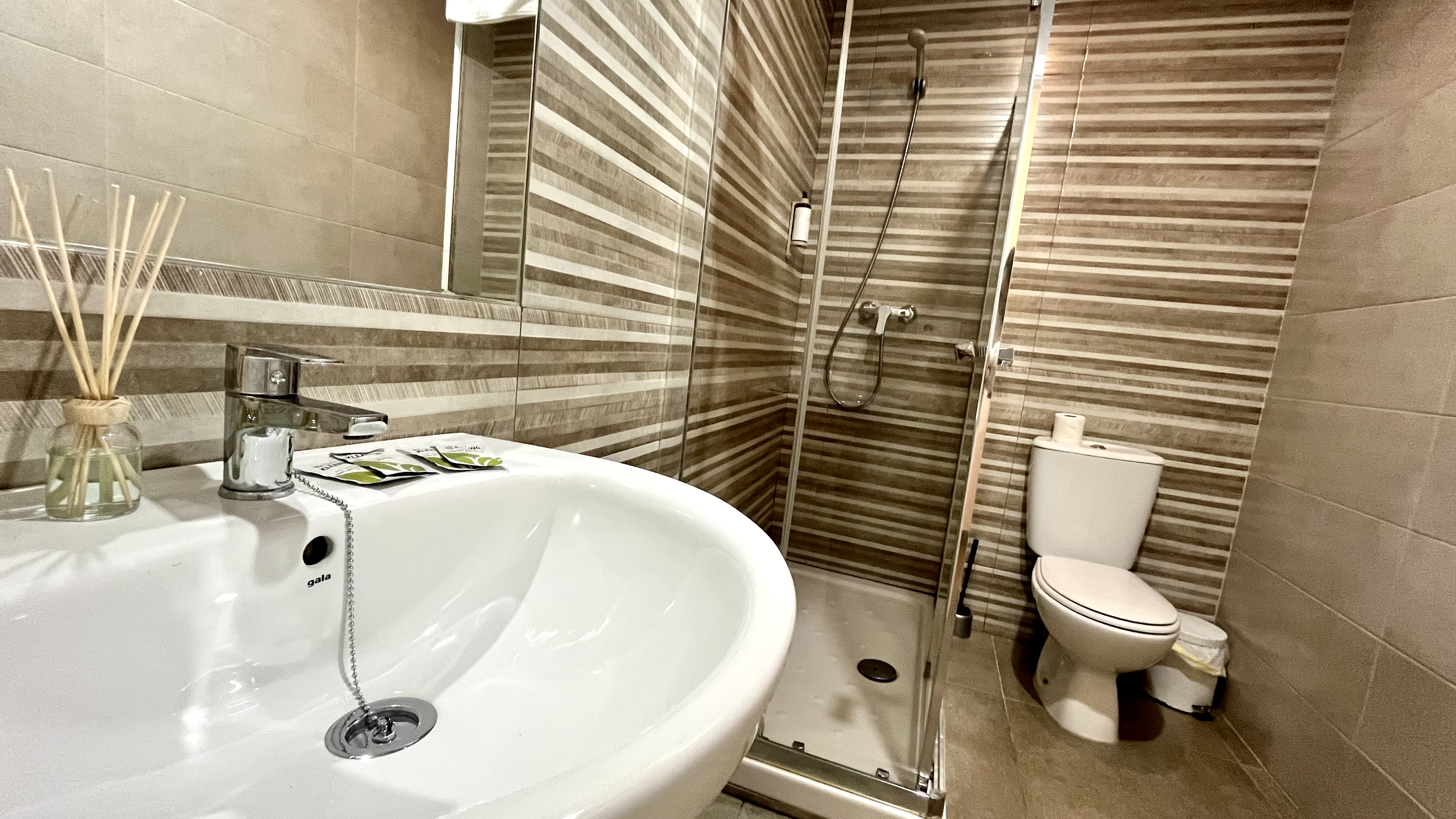 Cruzconde Apartments & Suites