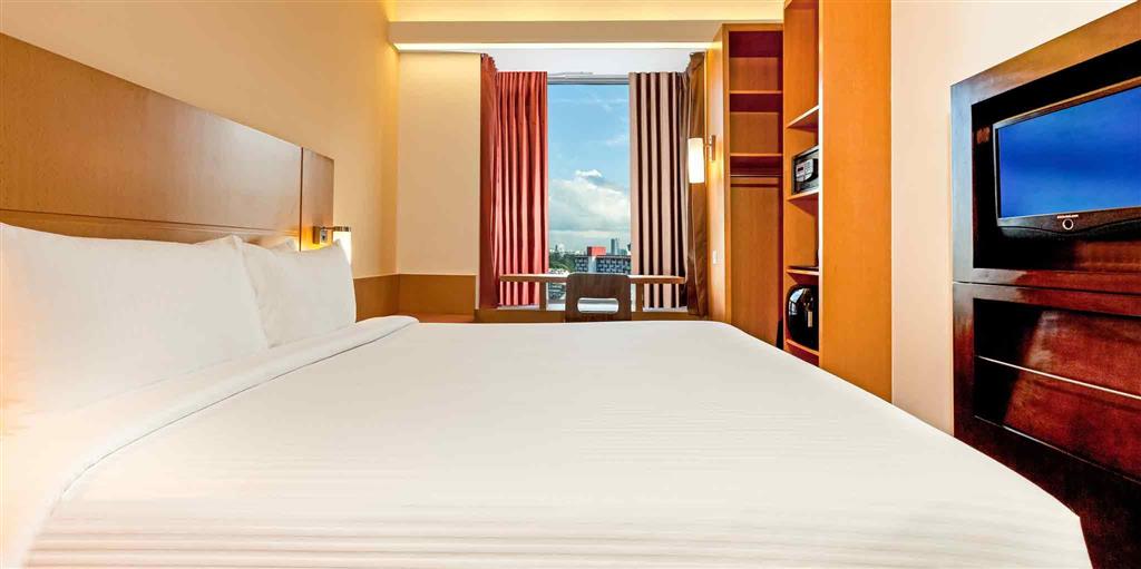 Ibis Singapore on Bencoolen