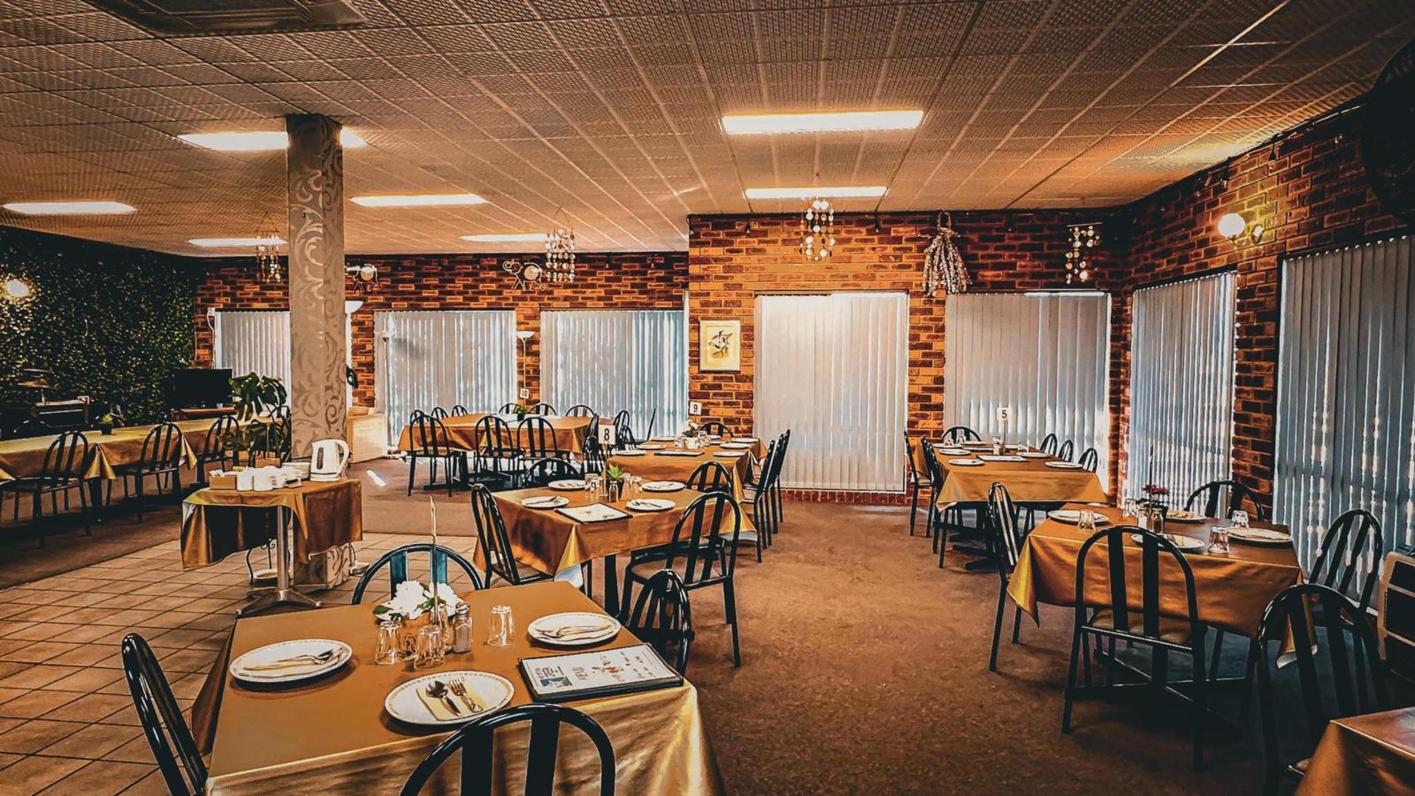 Restaurant 3, Mountain Creek Motel Bar Restaurant, Alpine - East