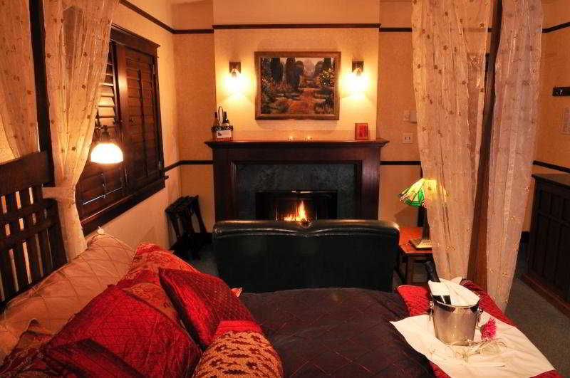 Abigail's Hotel by null