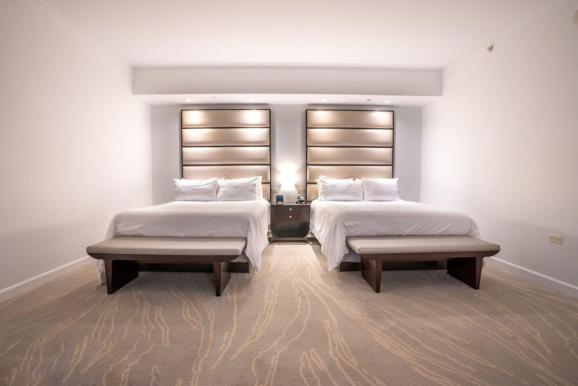 Fontainebleau Miami Beach by null