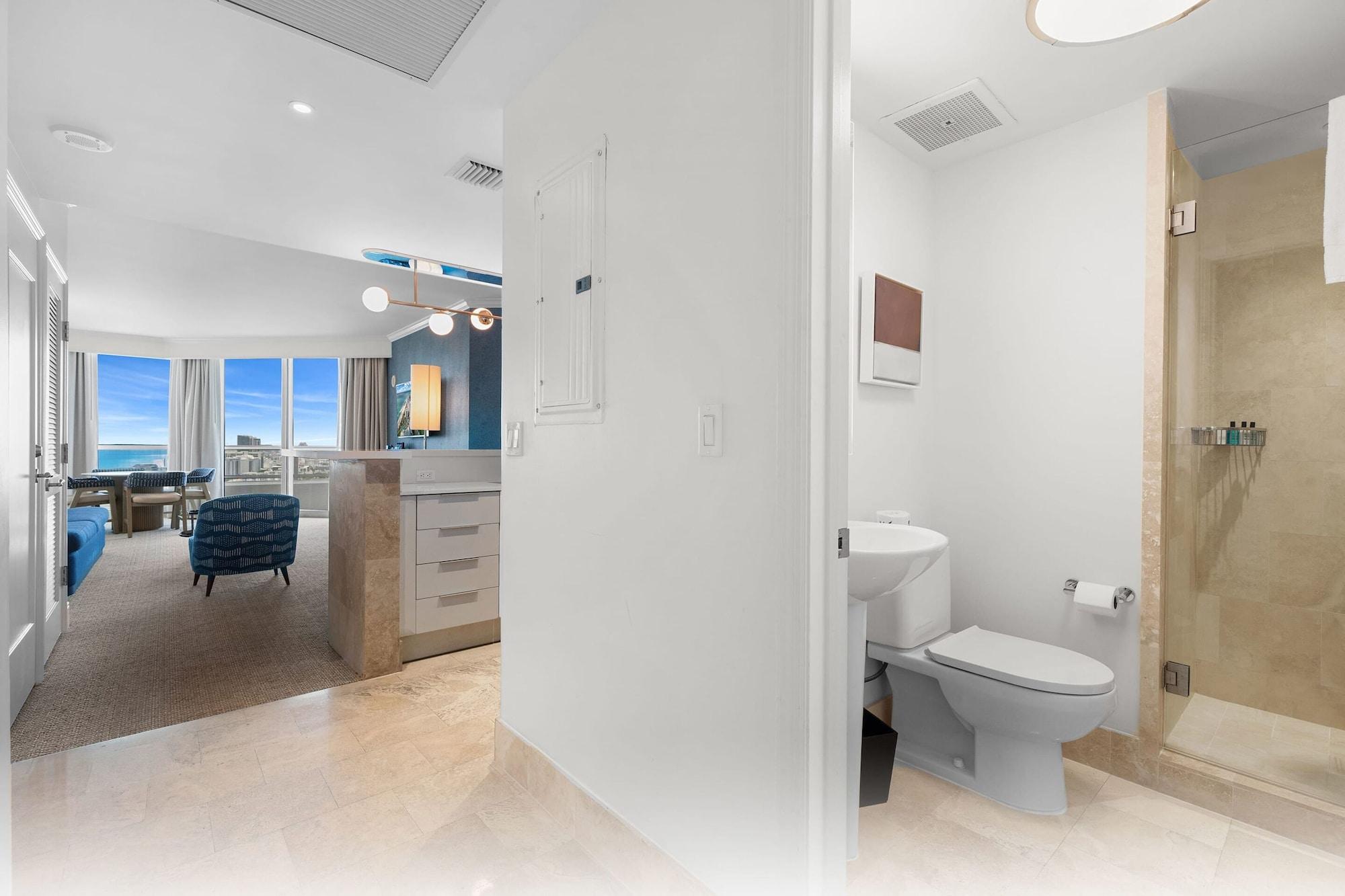 Fontainebleau Miami Beach by null