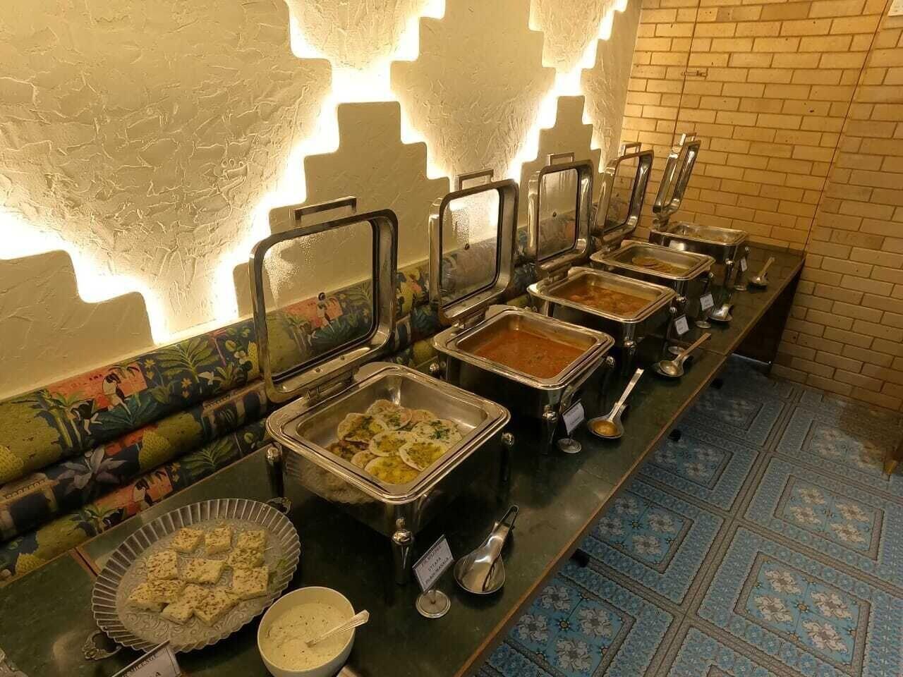 Hotel Mumbai House Malad
