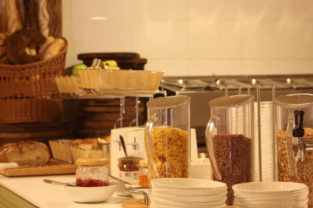 Bloom Hotel Karol Bagh
