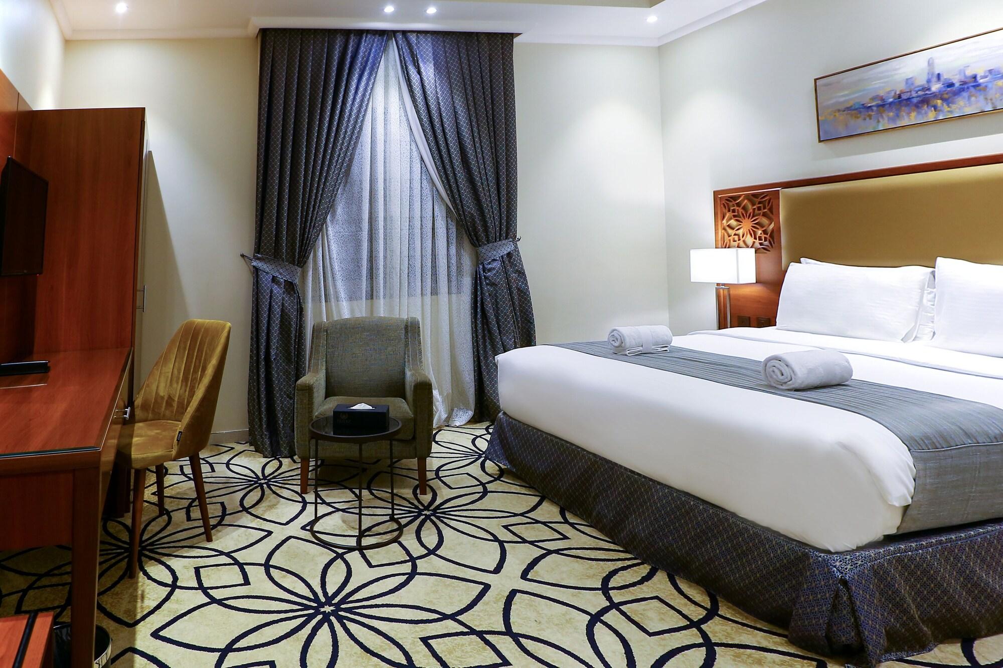 Lotaz Hotel Suites - Al Salamah