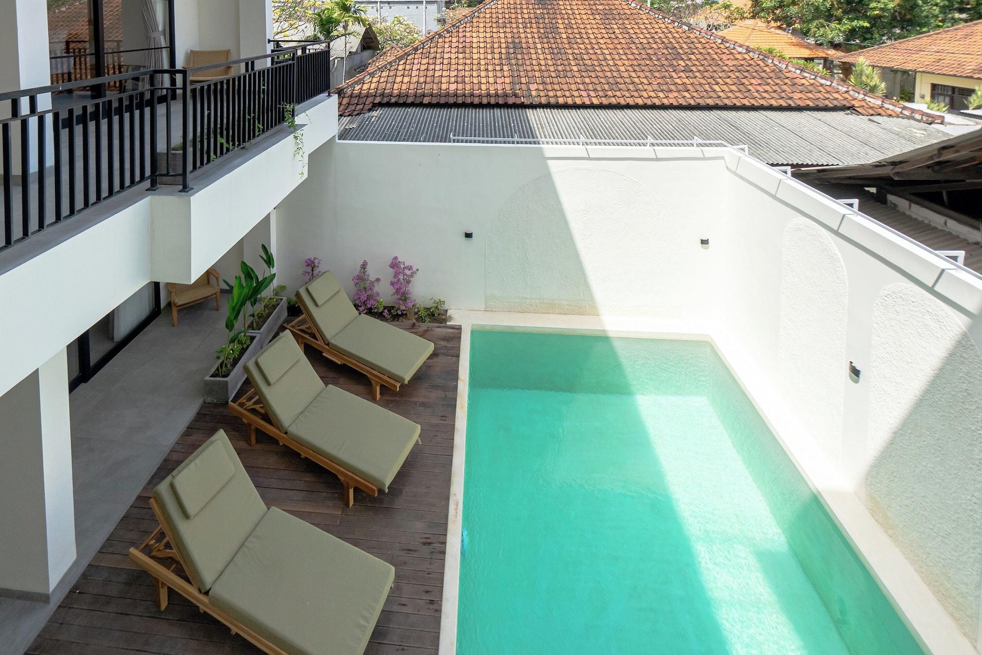 Kelaya Guesthouse By Zuzu