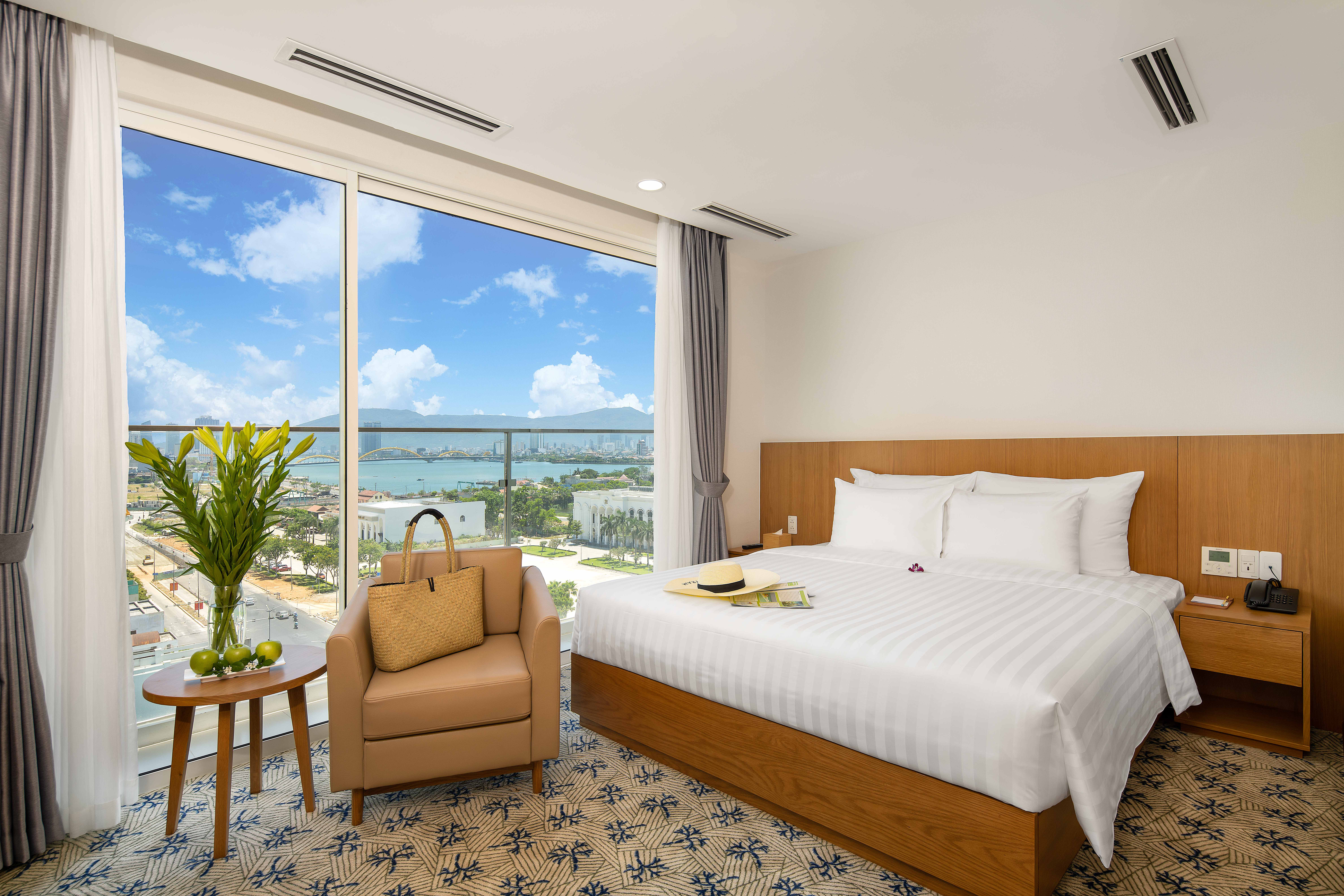 Lamanga Hotel & Suites Danang