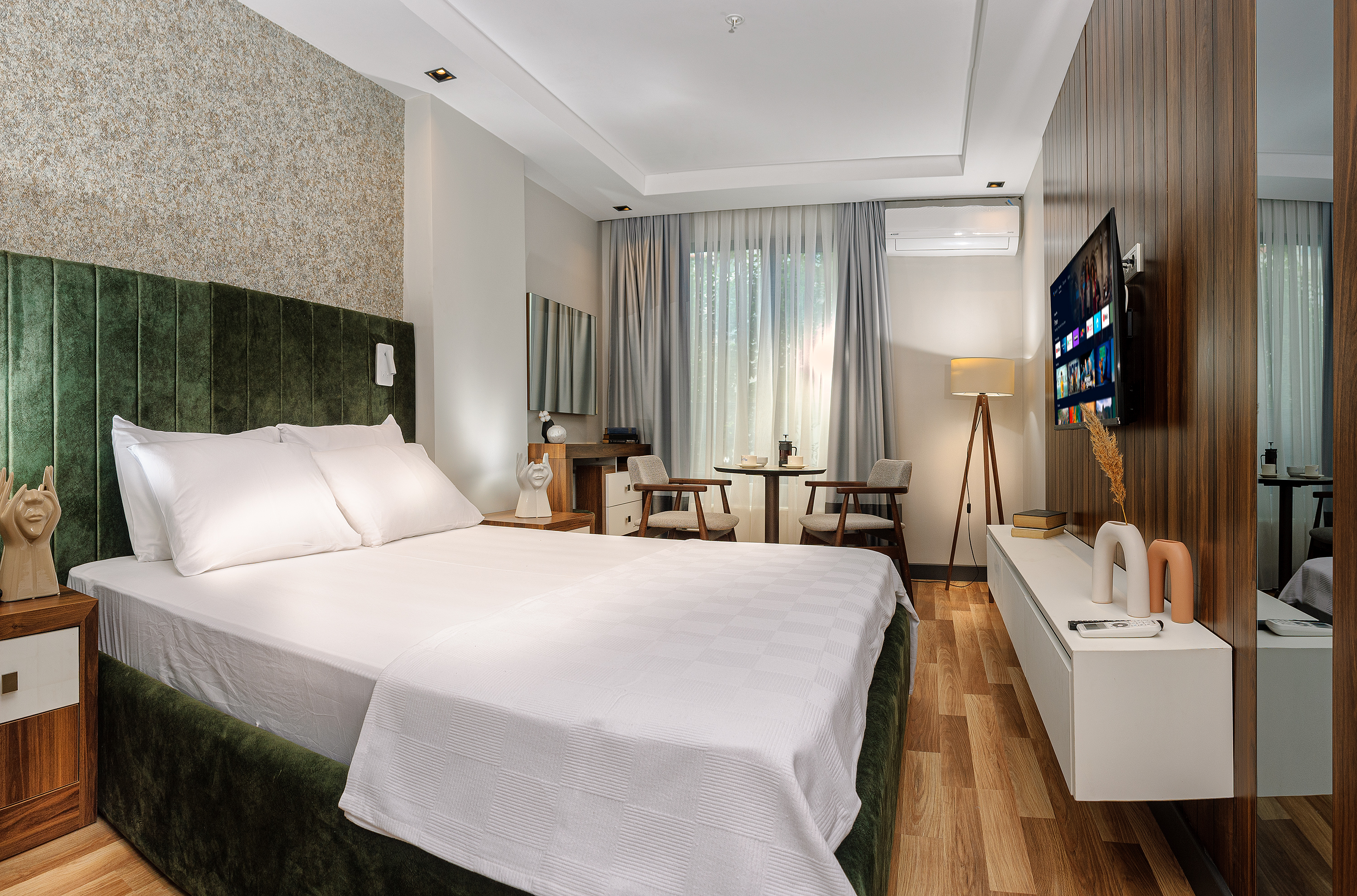 La Mia Suites - Фото 2