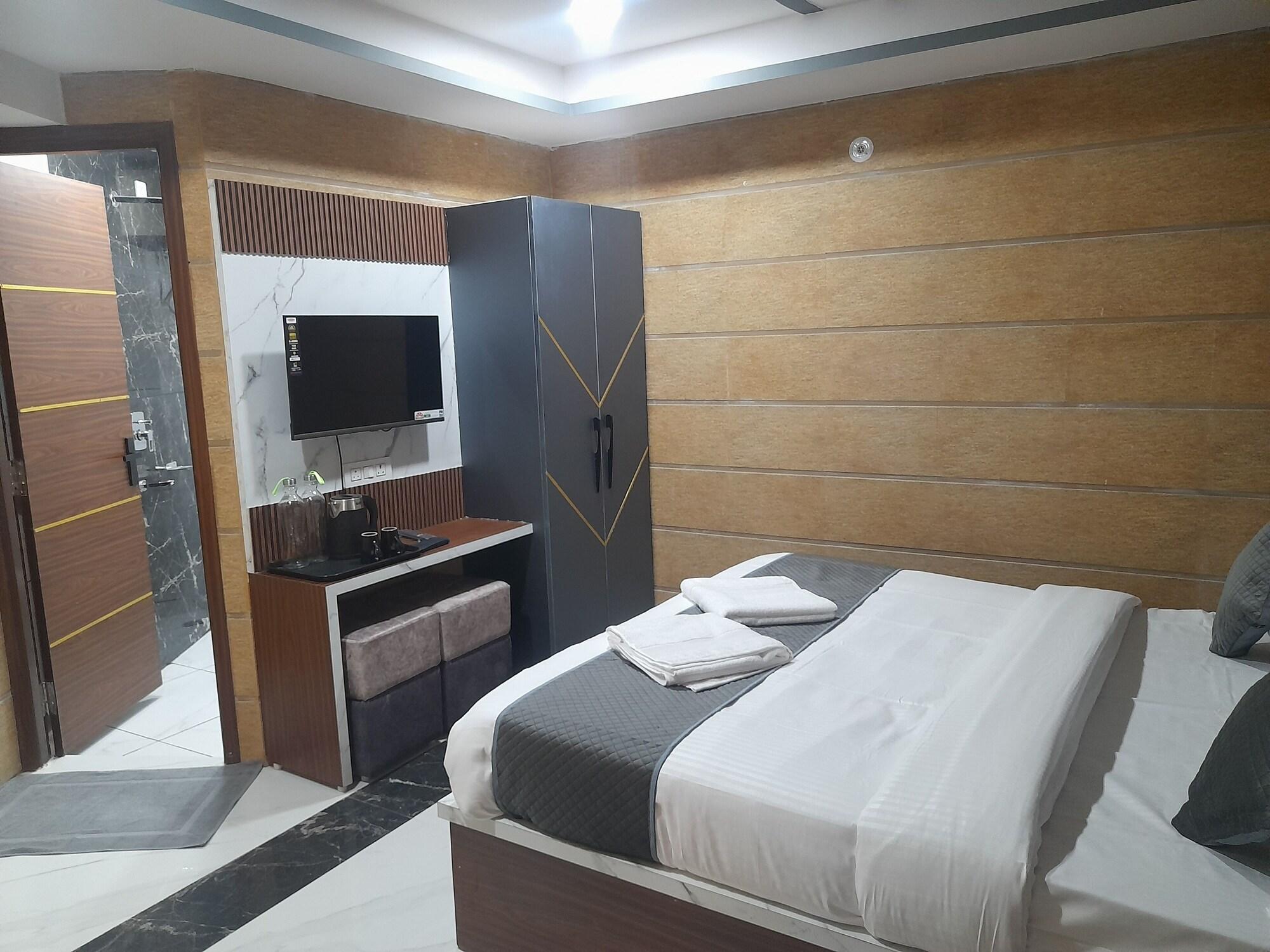 Hotel Asha Delight