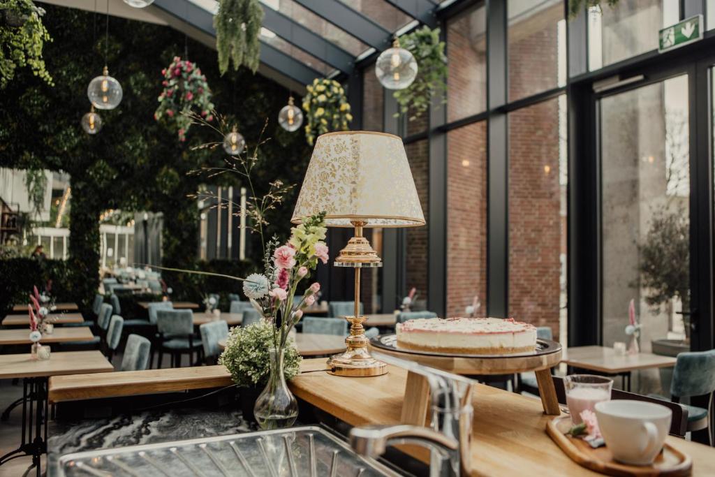 Chasse Residency Hotel 
