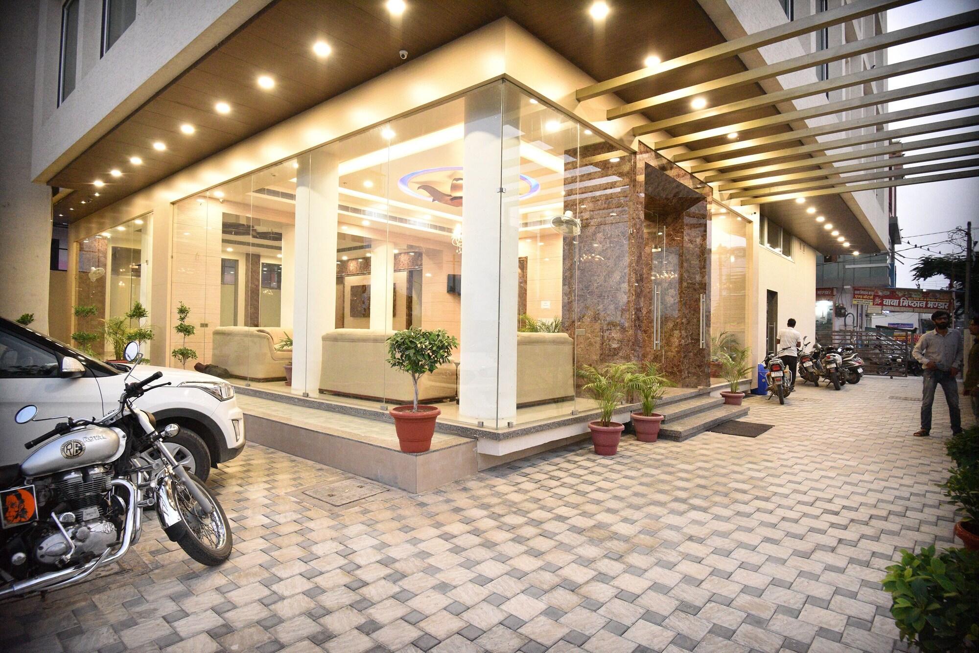 Hotel Sk Grand