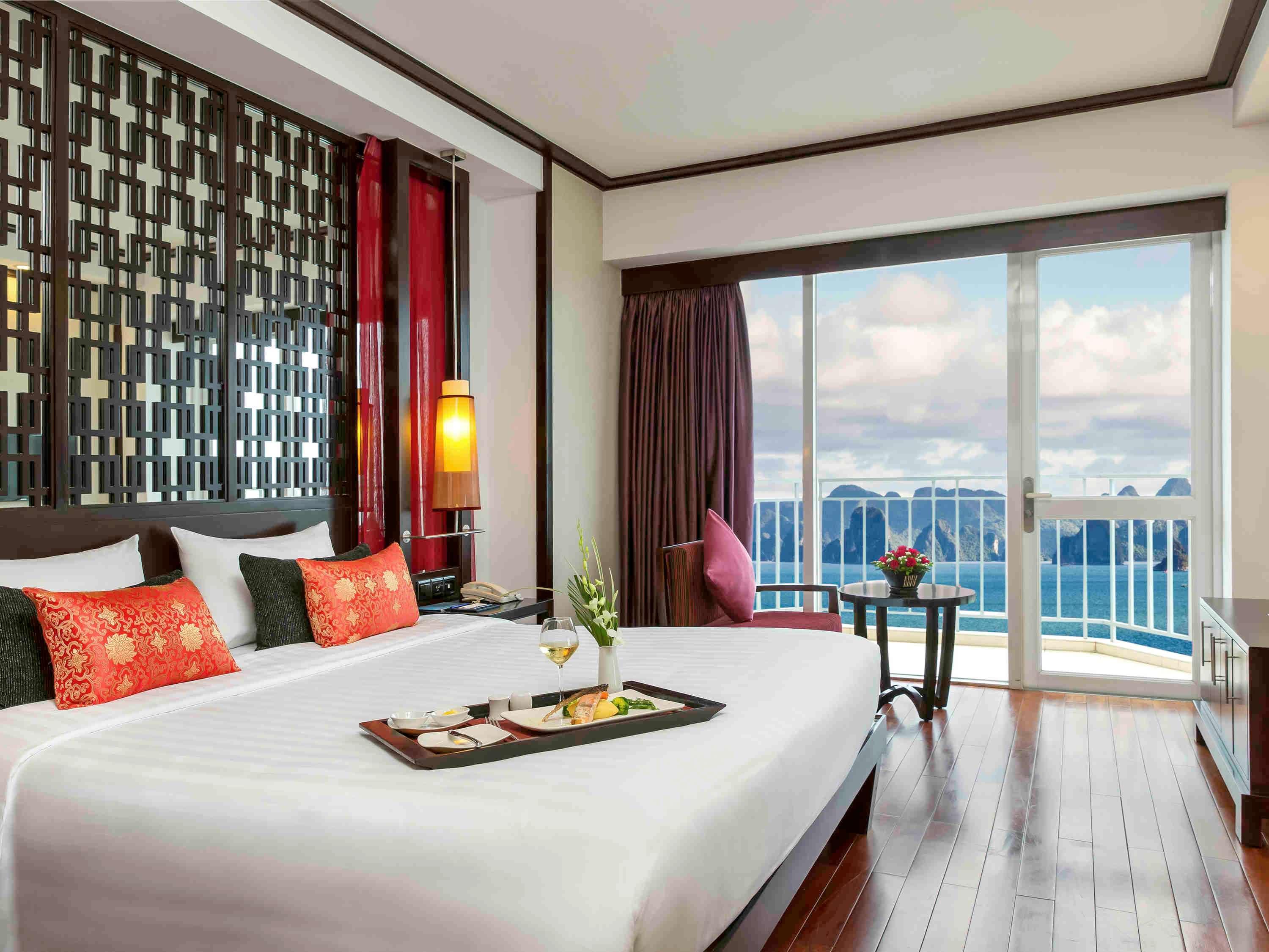 OYO 495 Entity Hotel, Hạ Long