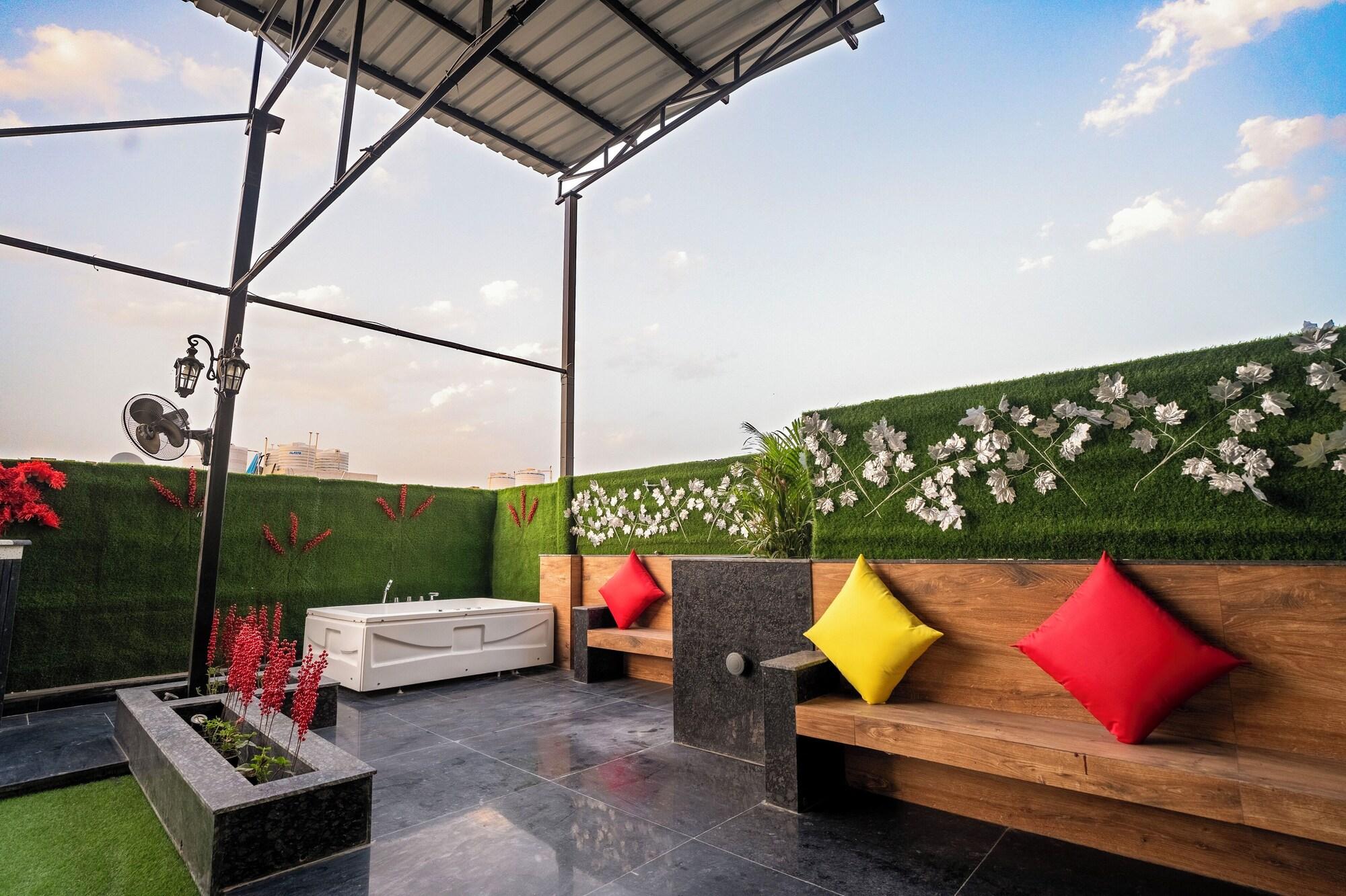 Orsom Stays -sector 42 Gurgaon