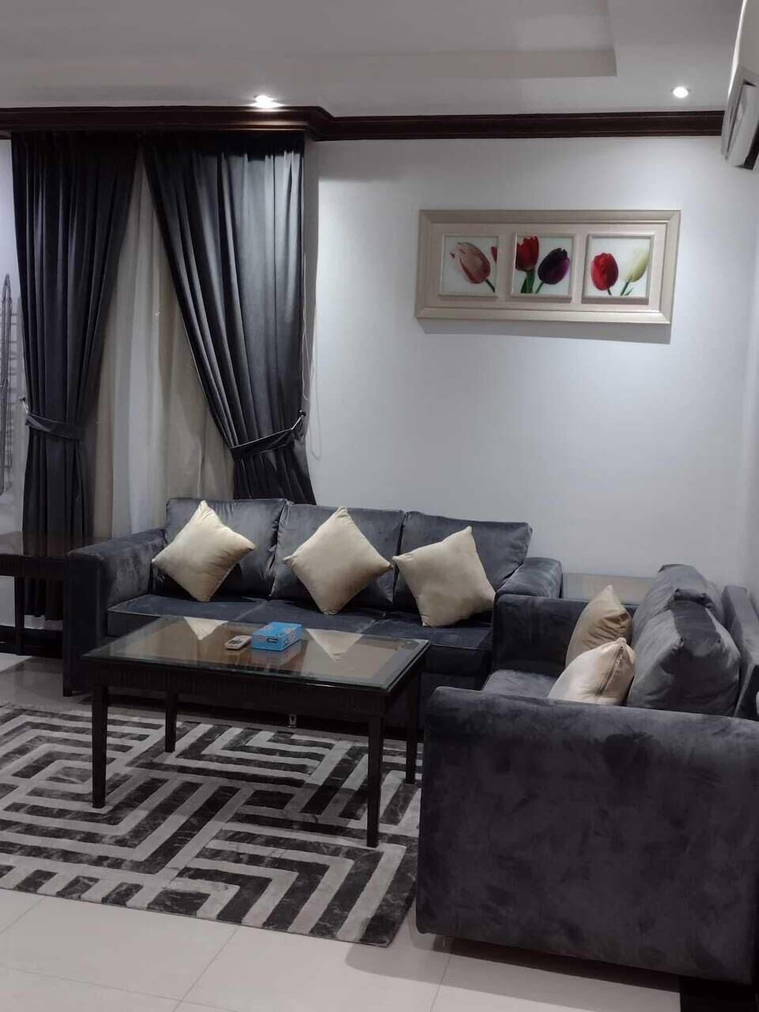 Deyala Hotel Suites