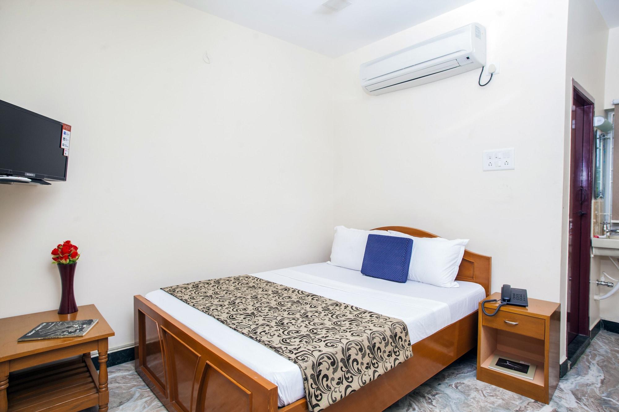 Hotel Rathnavel Towers