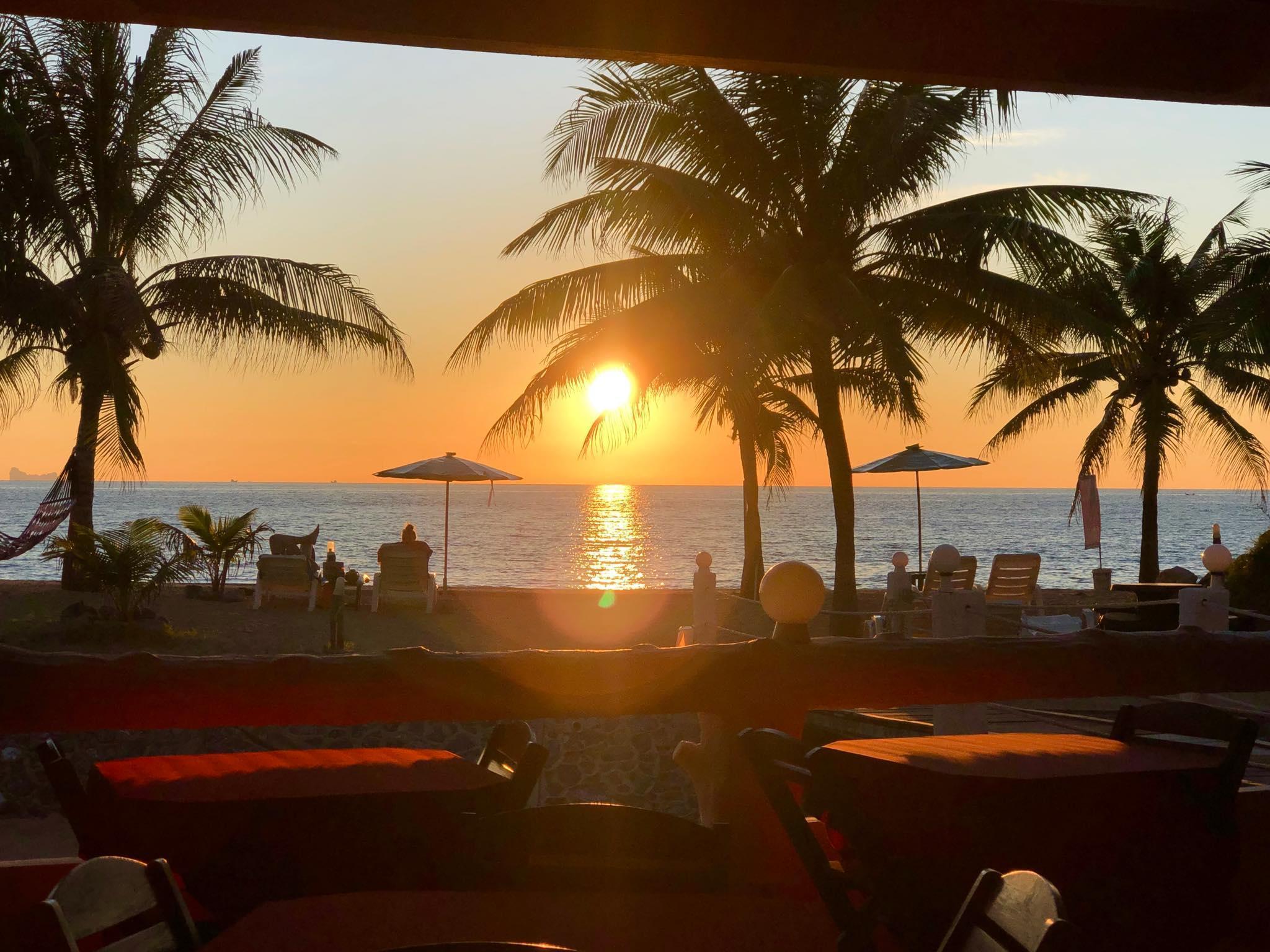 Lanta Il Mare Beach Resort