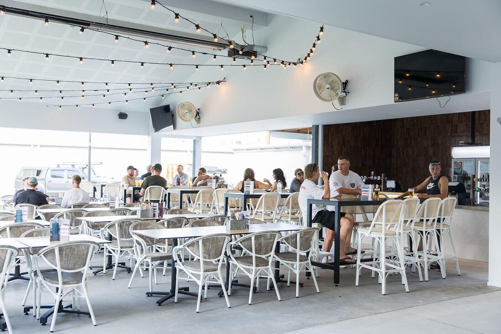Bellbird Hotel