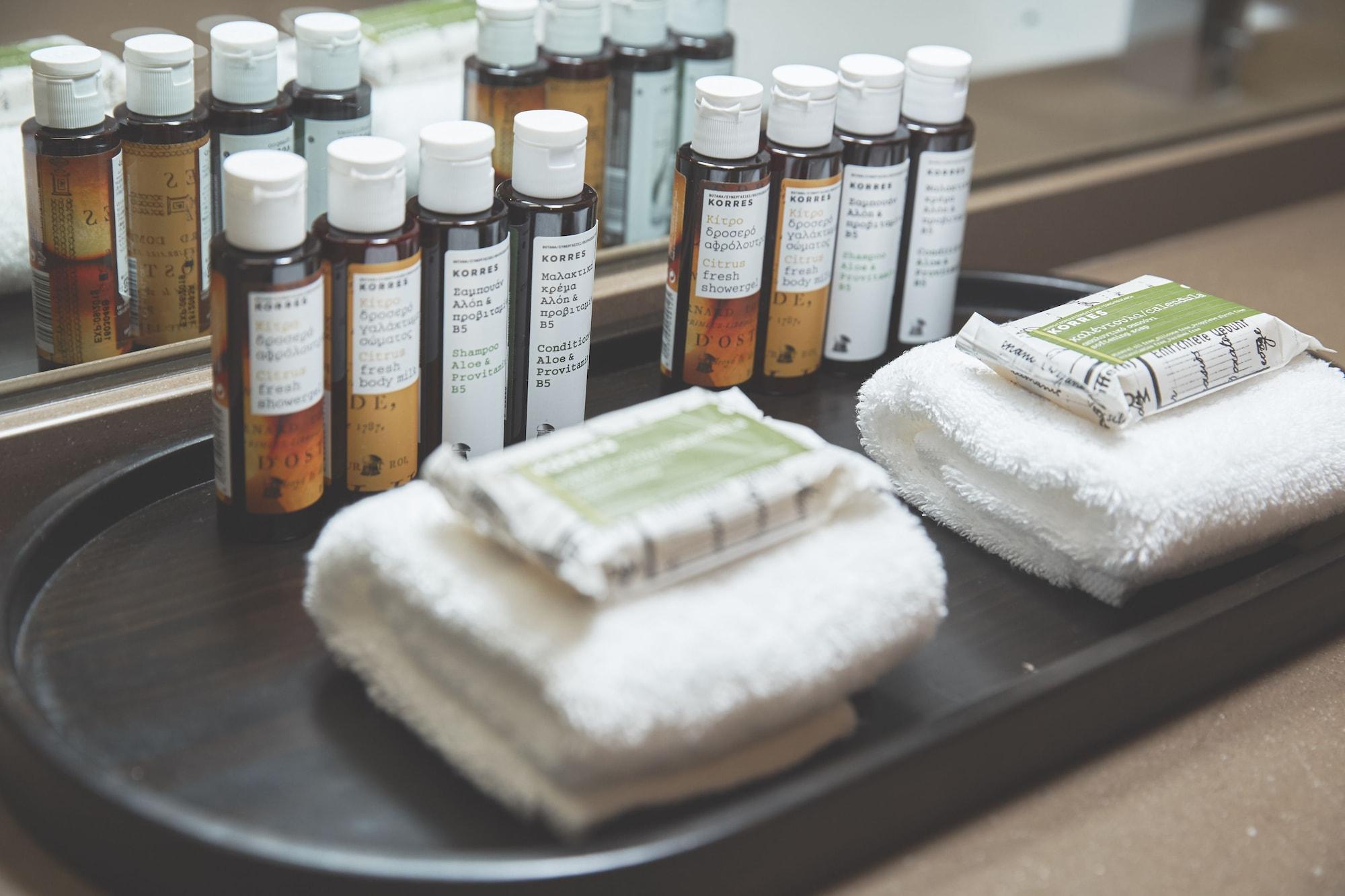 SETOUCH RETREAT by Onko Chishin by null