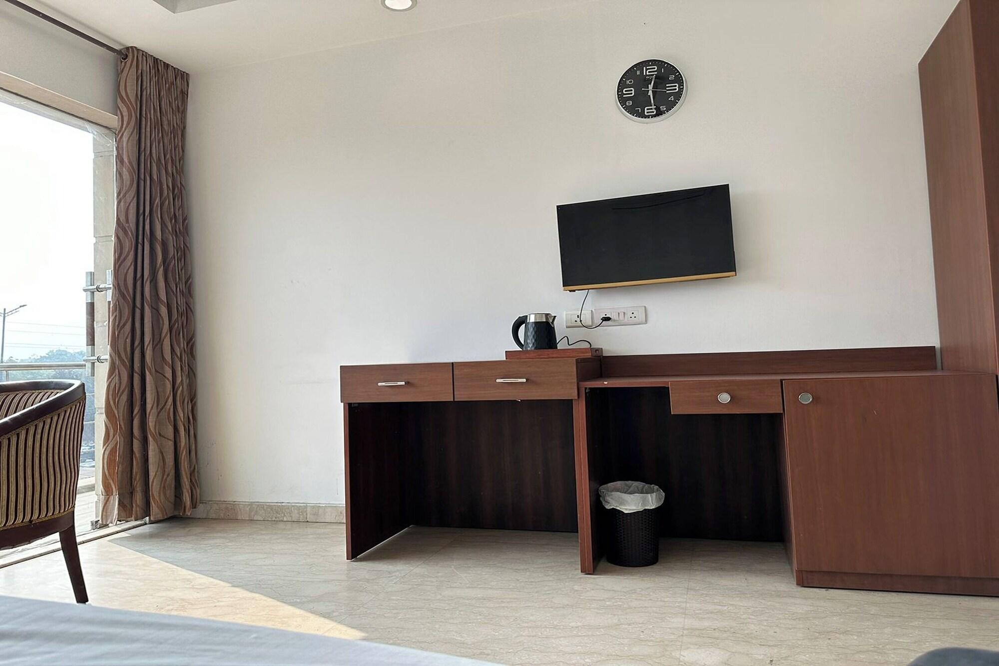 Hotel The Imperio